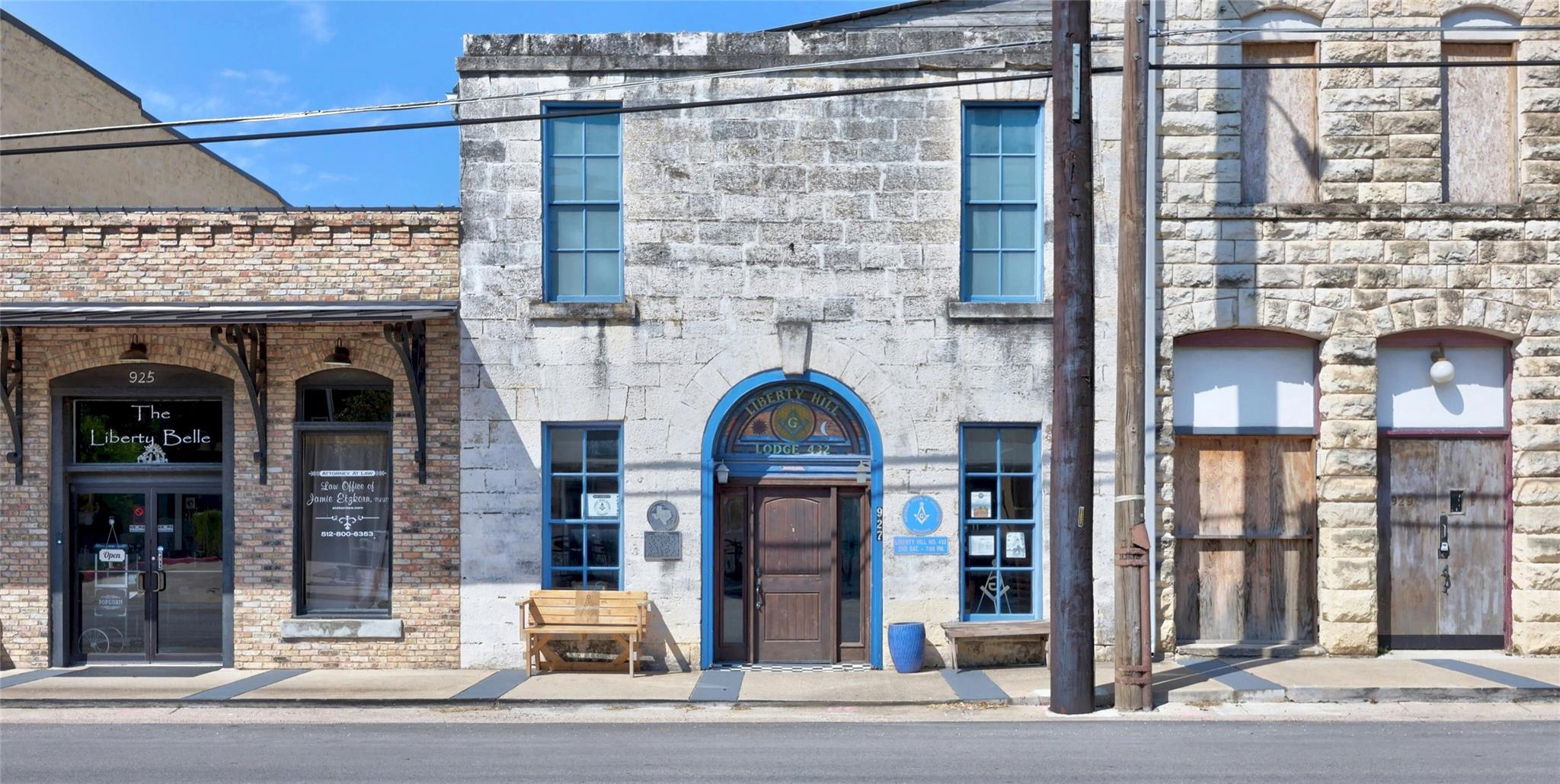 144 Sundance Trl, Liberty Hill, TX 78642