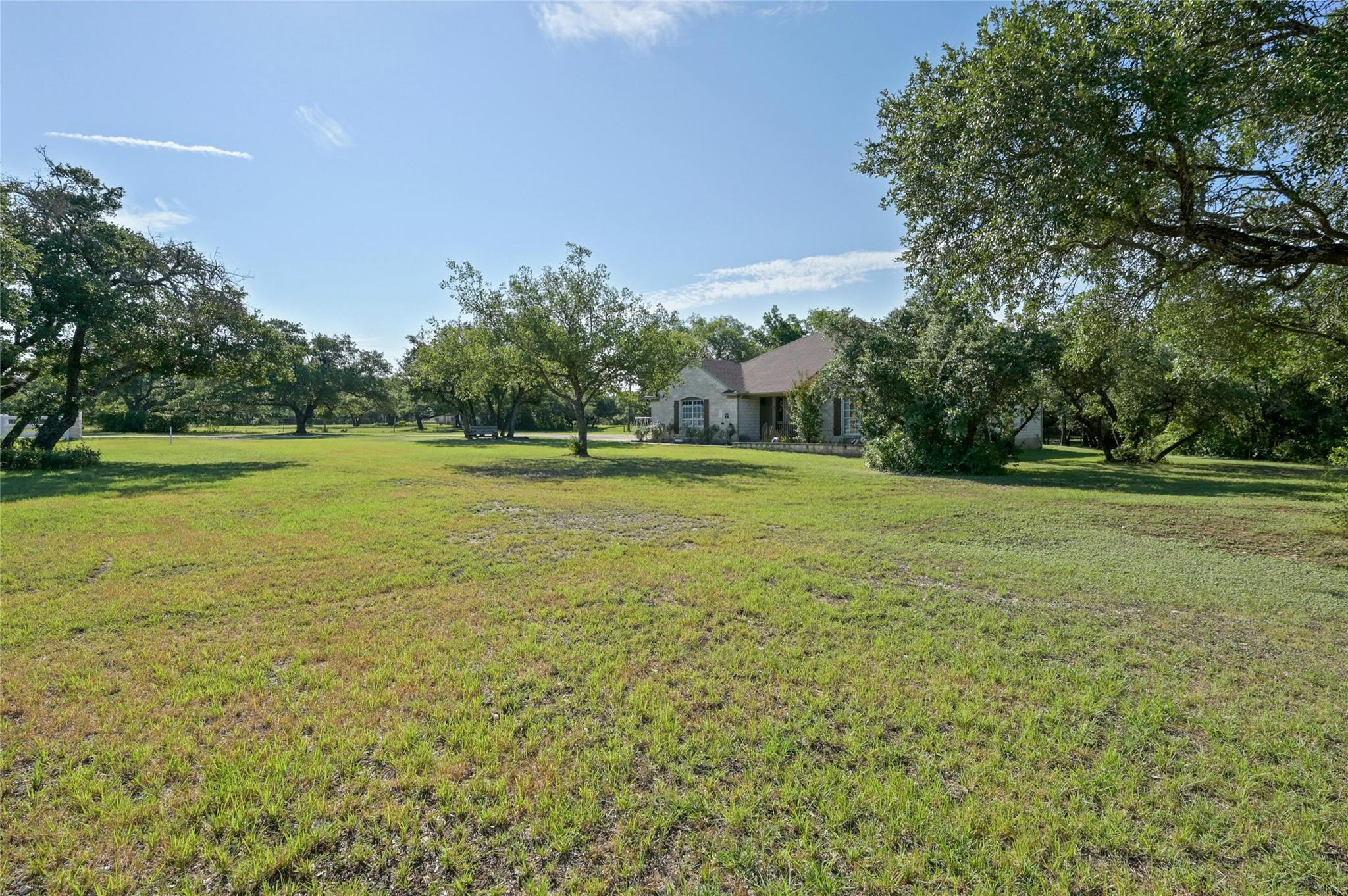 144 Sundance Trl, Liberty Hill, TX 78642