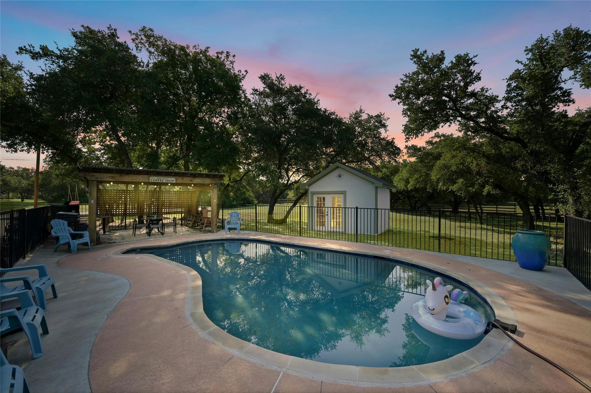 144 Sundance Trl, Liberty Hill, TX 78642