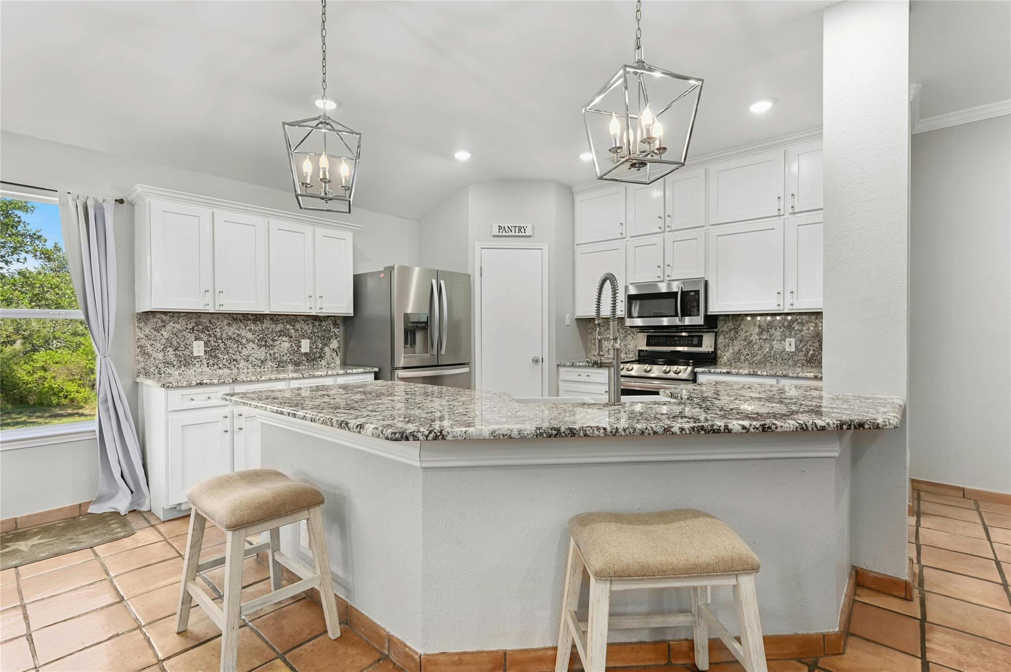 144 Sundance Trl, Liberty Hill, TX 78642