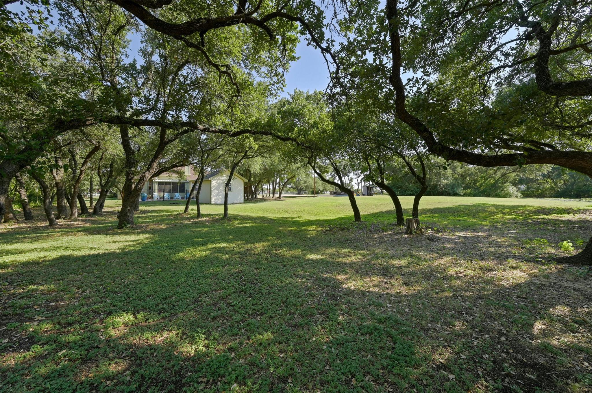 144 Sundance Trl, Liberty Hill, TX 78642