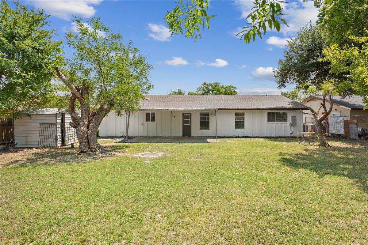 10100 Woodglen Dr, Austin, TX 78753