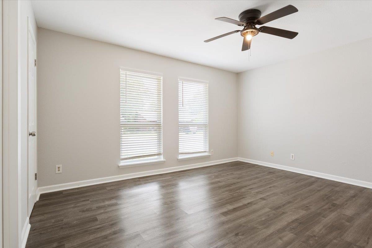 10100 Woodglen Dr, Austin, TX 78753