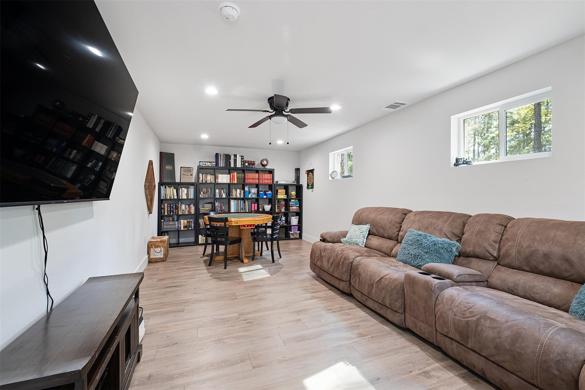 176 Briar Forest Dr, Bastrop, TX 78602