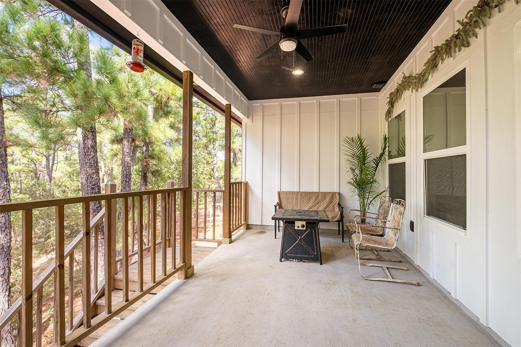 176 Briar Forest Dr, Bastrop, TX 78602