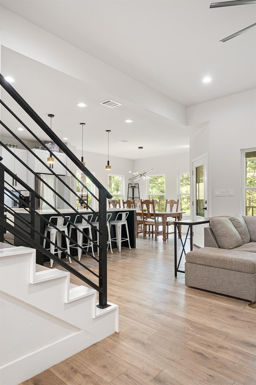 176 Briar Forest Dr, Bastrop, TX 78602