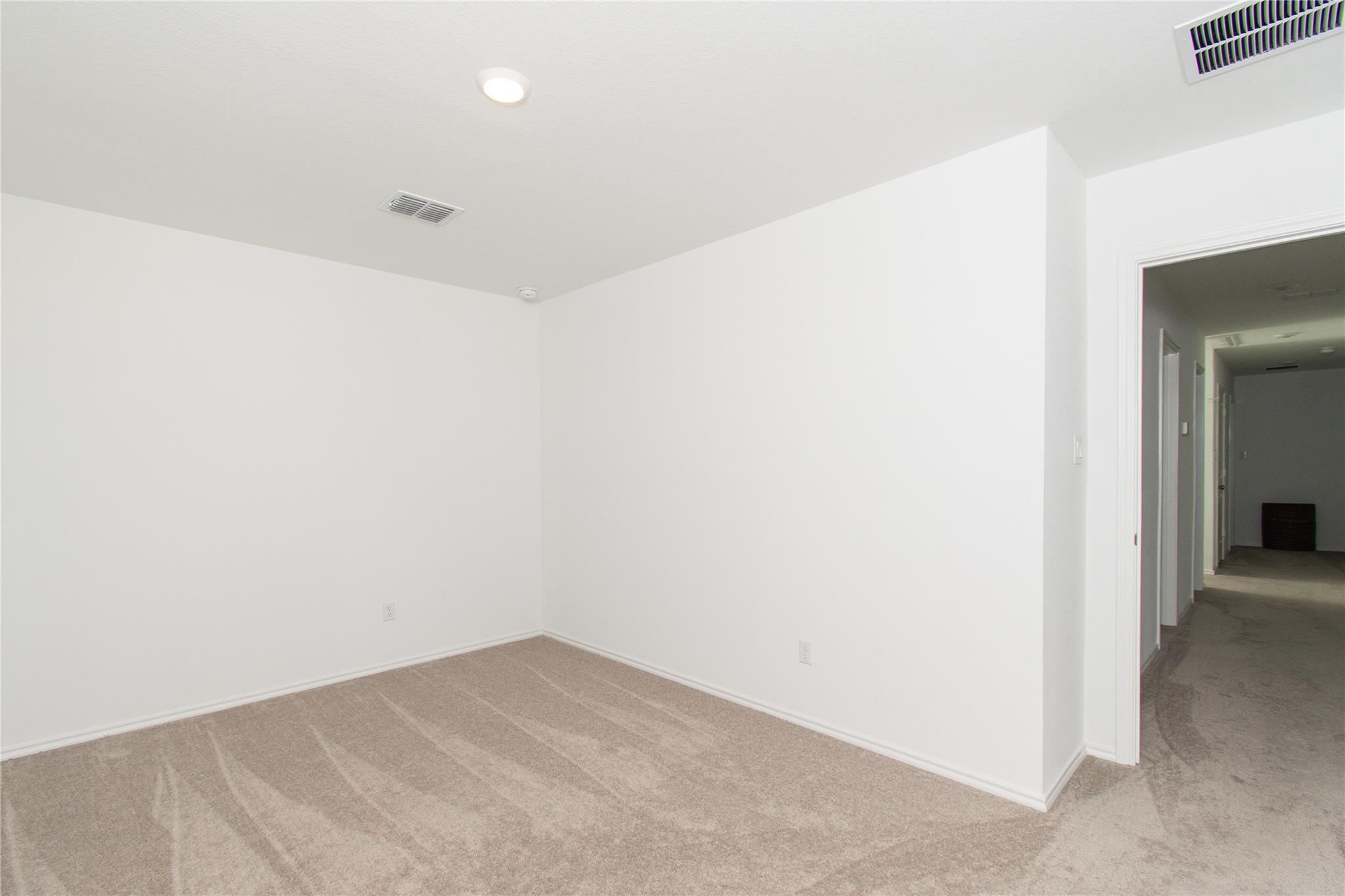 539 Commander Abbott Dr, Jarrell, TX 76537