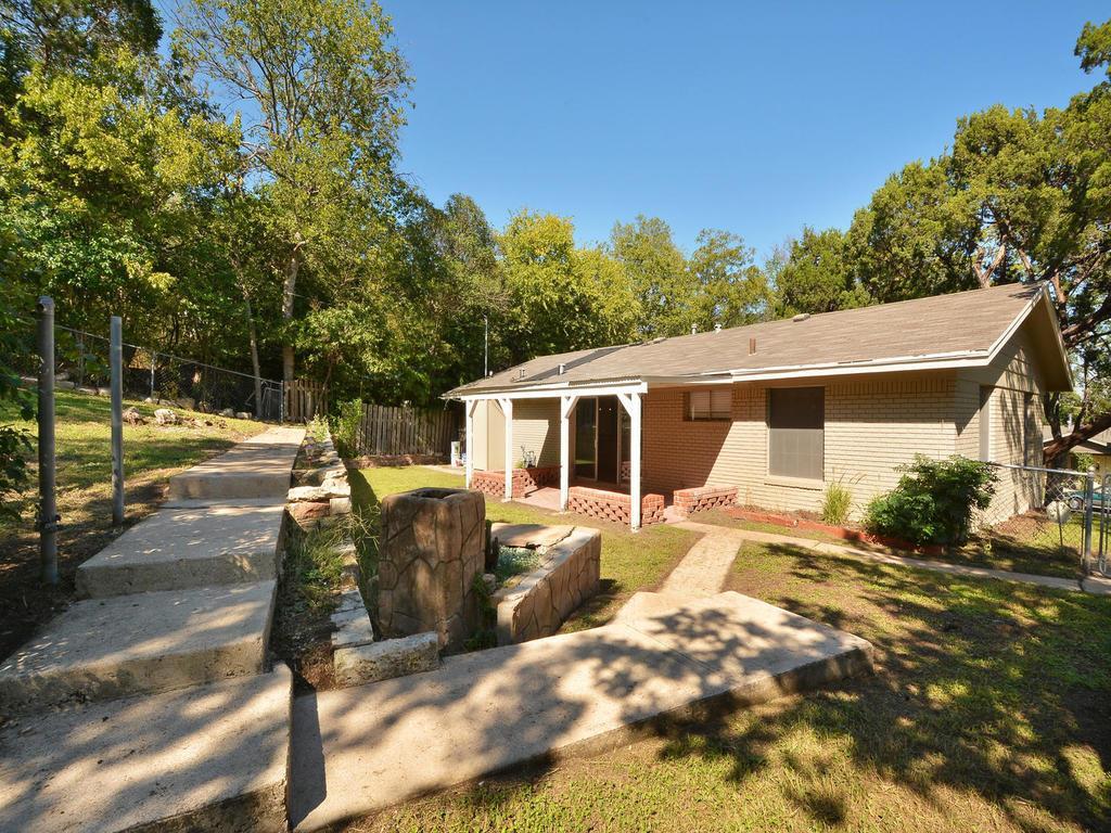 401 Cherry Hill Dr, Austin, TX 78704