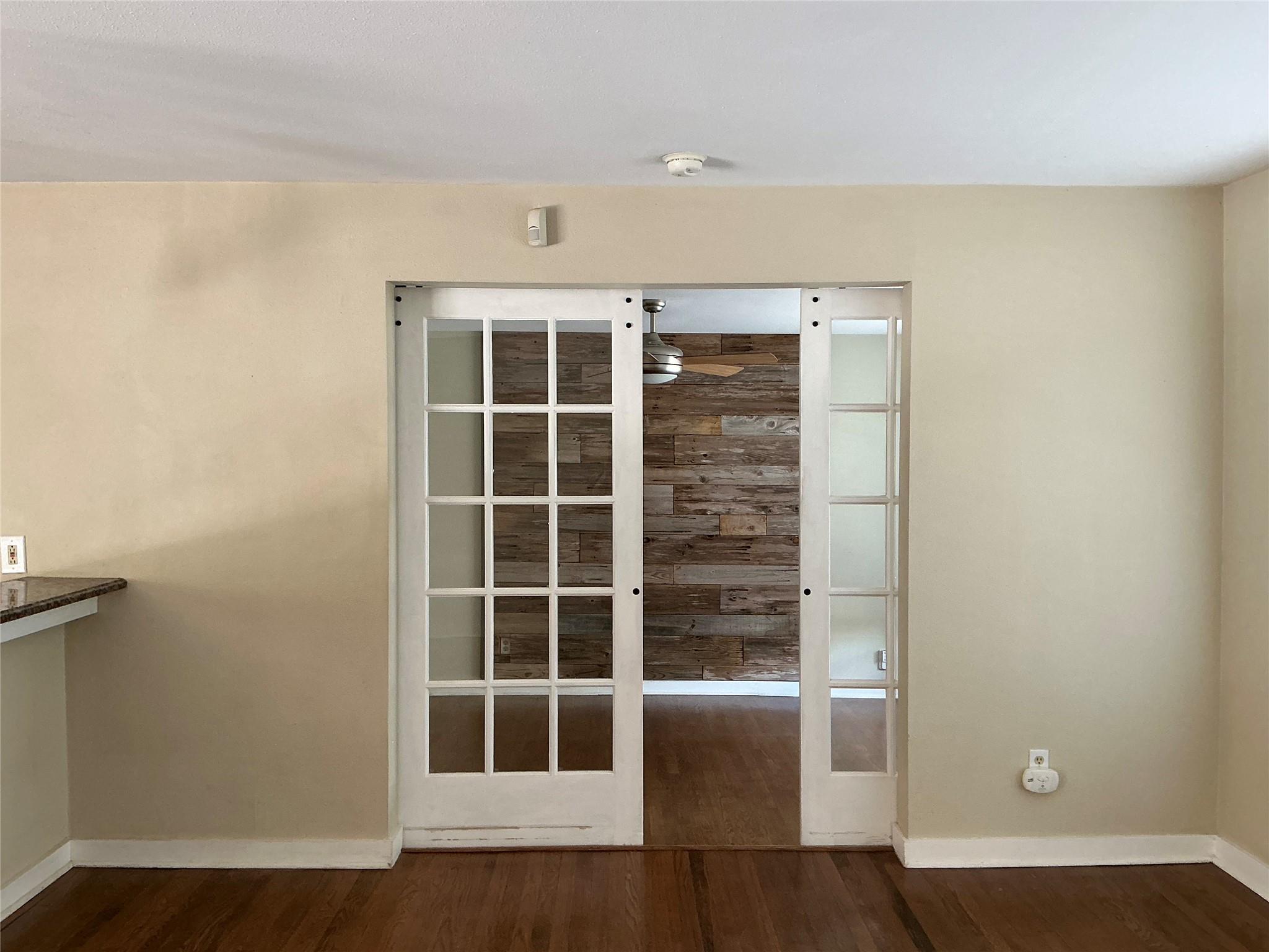 401 Cherry Hill Dr, Austin, TX 78704