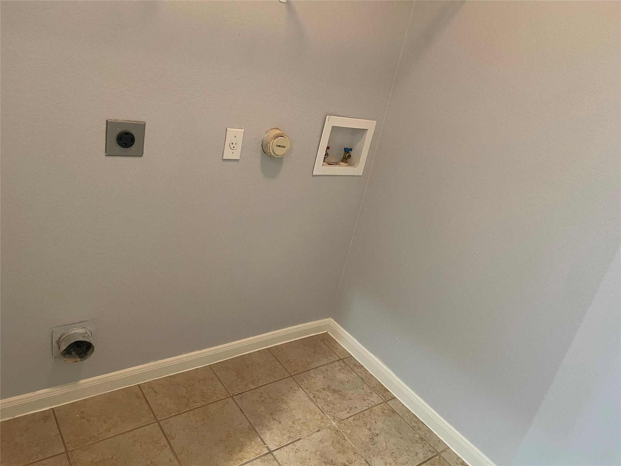 7440 Montezuma St, Austin, TX 78744