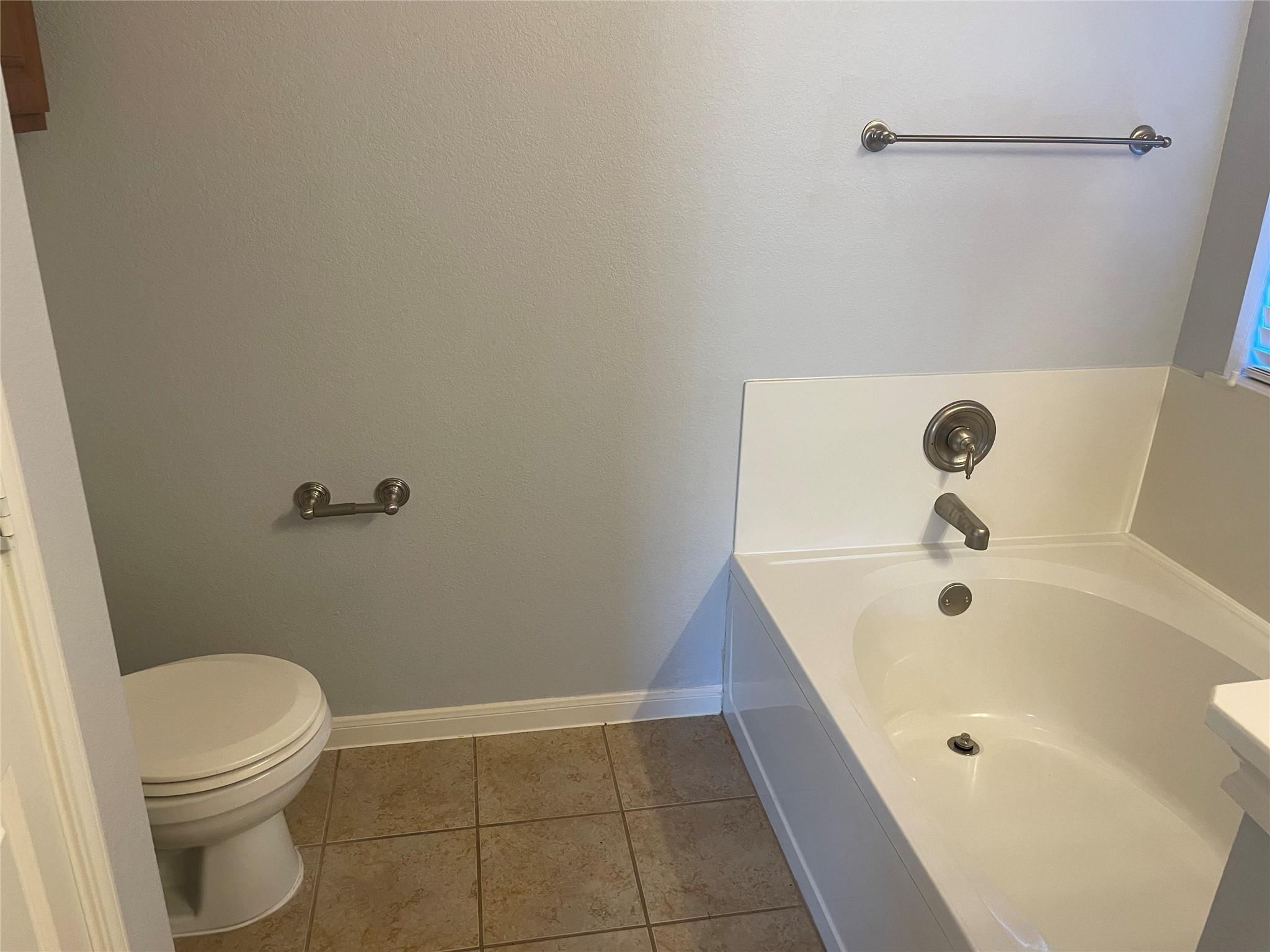 7440 Montezuma St, Austin, TX 78744