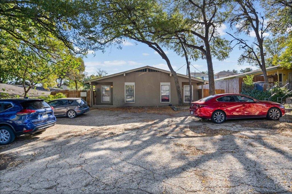 2809 Parker Ln # A, Austin, TX 78741