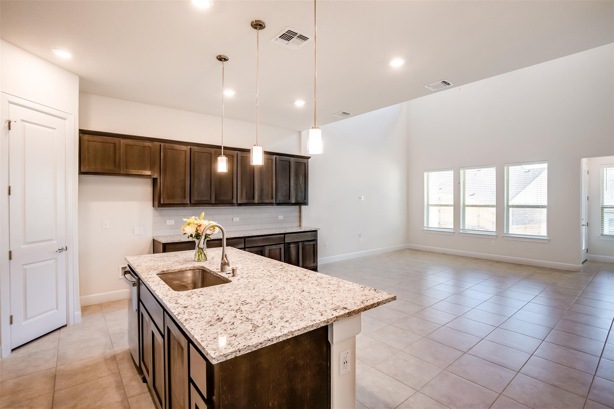 12706 Bloomington Dr, Austin, TX 78748