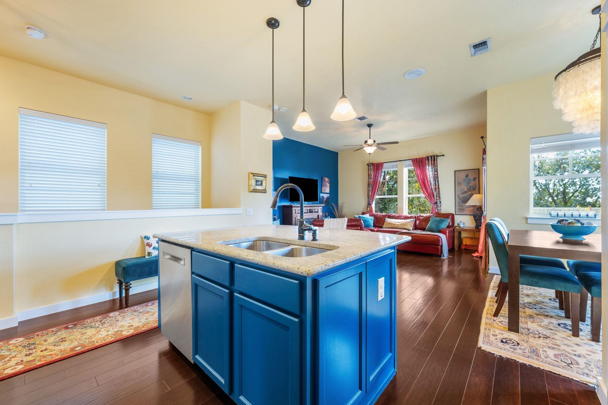 2720 Tom Miller St, Austin, TX 78723