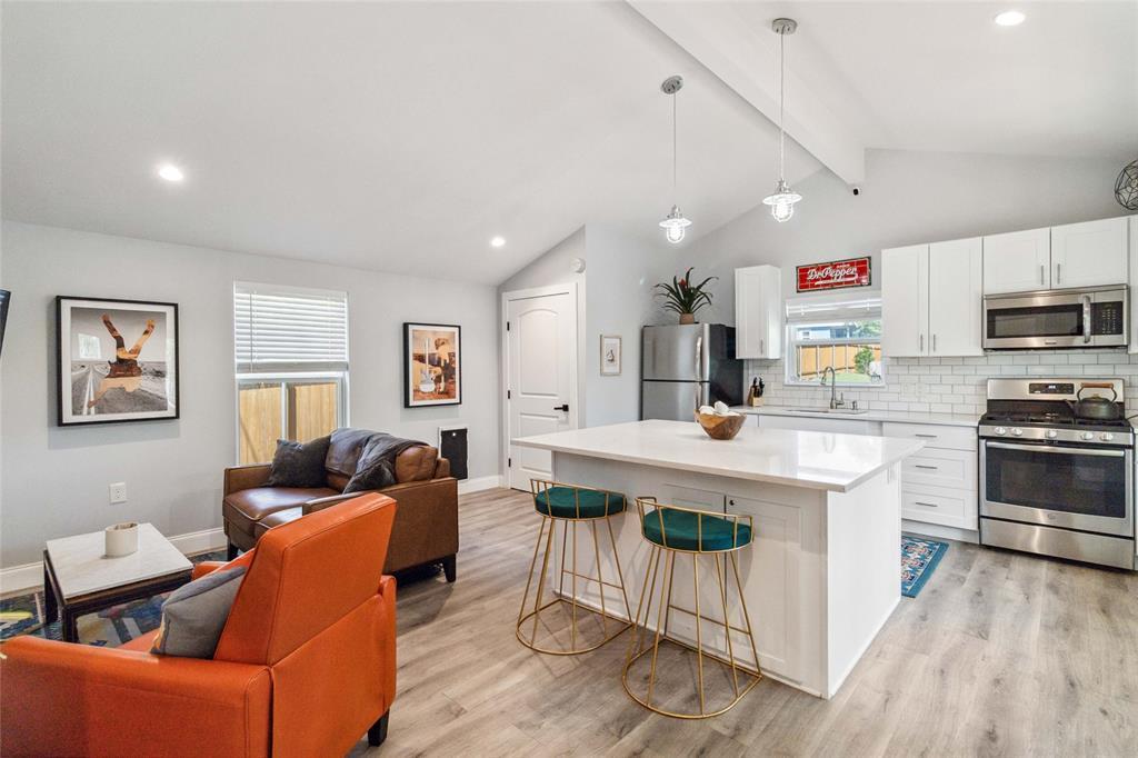 1403 Minnie Dr, Austin, TX 78732