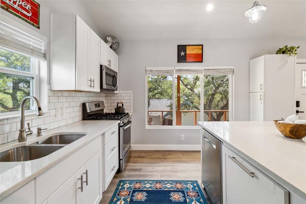 1403 Minnie Dr, Austin, TX 78732