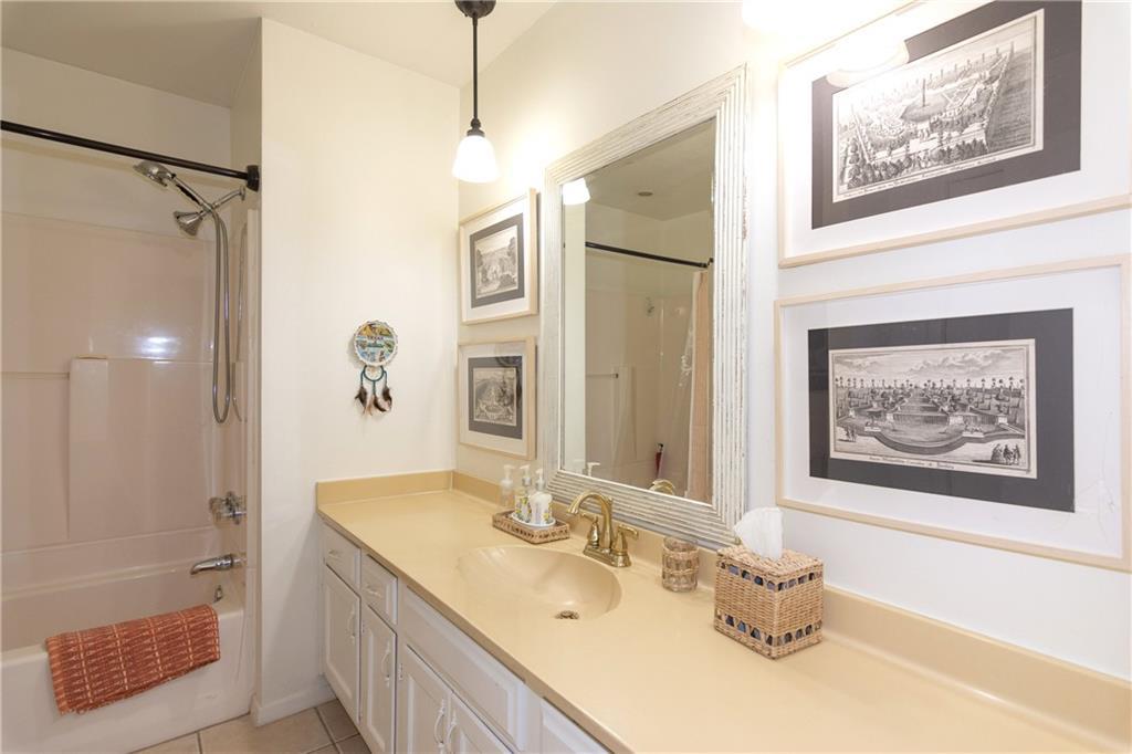 4802 Summerset Trl, Austin, TX 78749