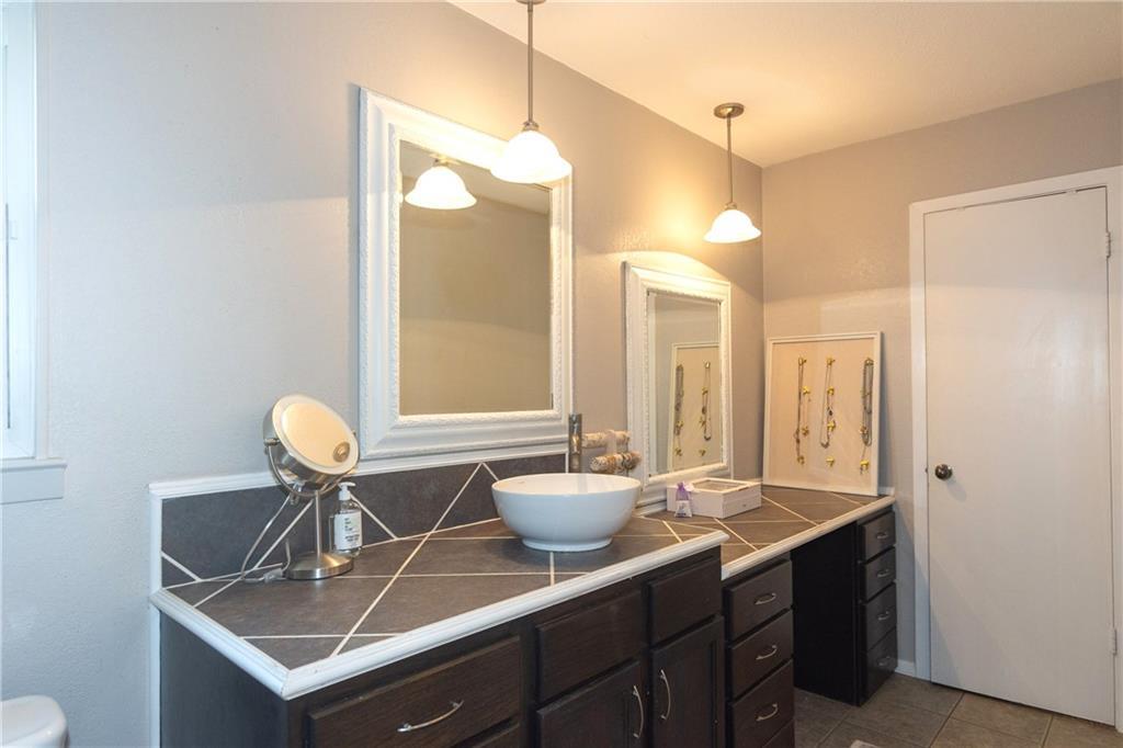 4802 Summerset Trl, Austin, TX 78749