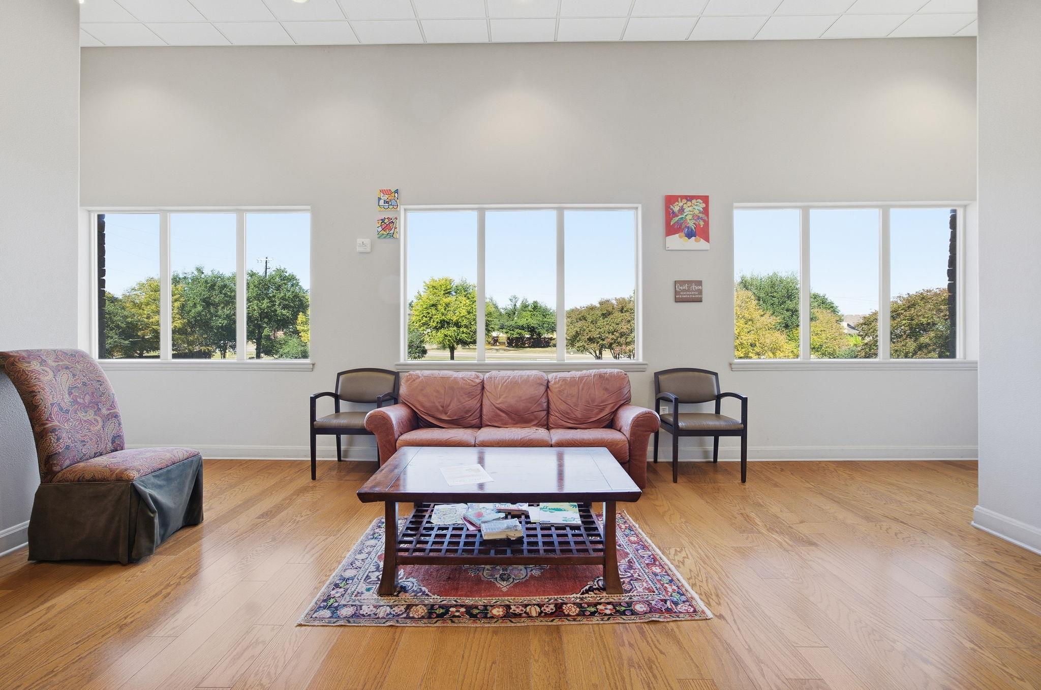 4010 Sandy Brook Dr # 204, Round Rock, TX 78665