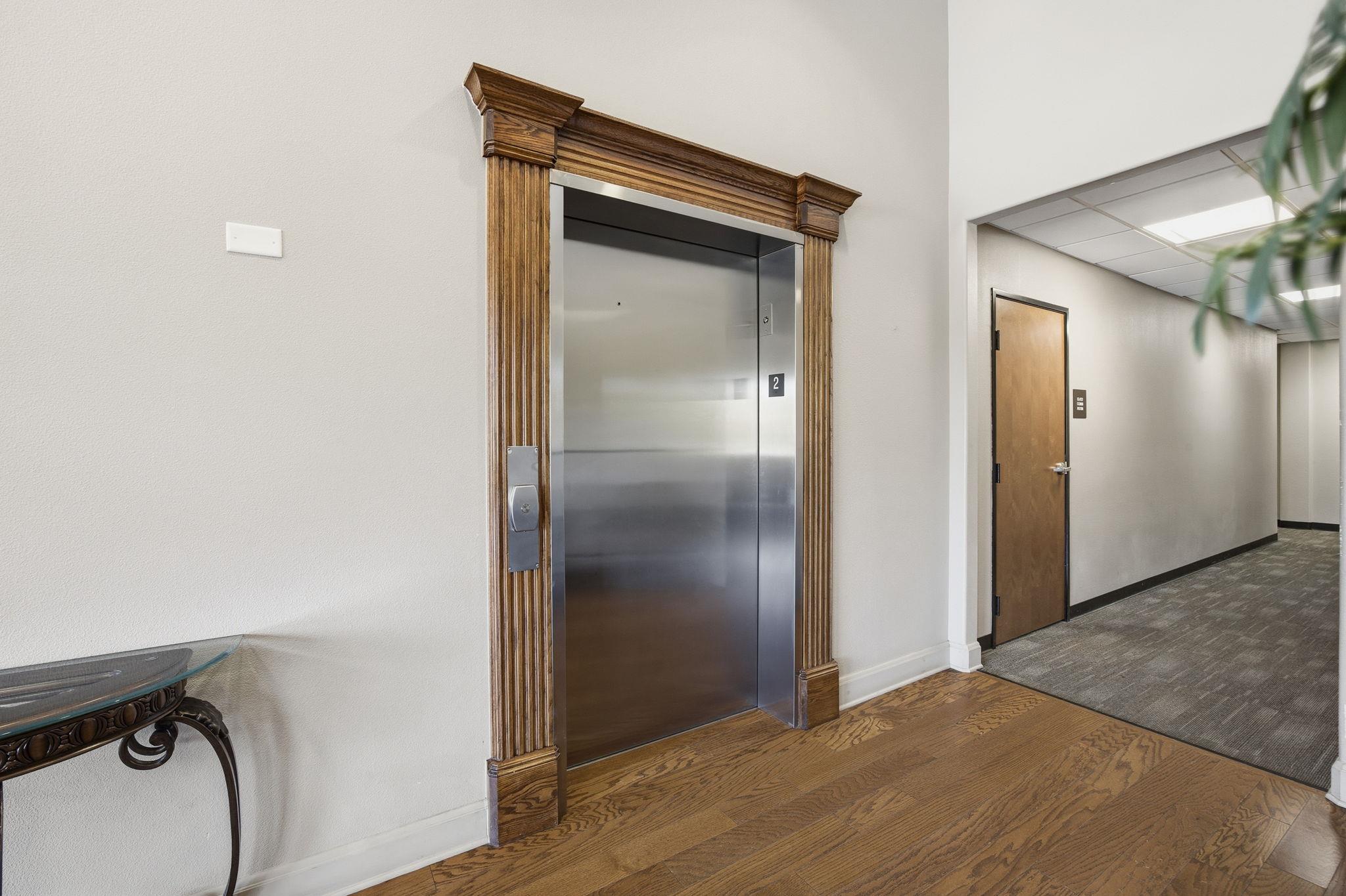 4010 Sandy Brook Dr # 204, Round Rock, TX 78665