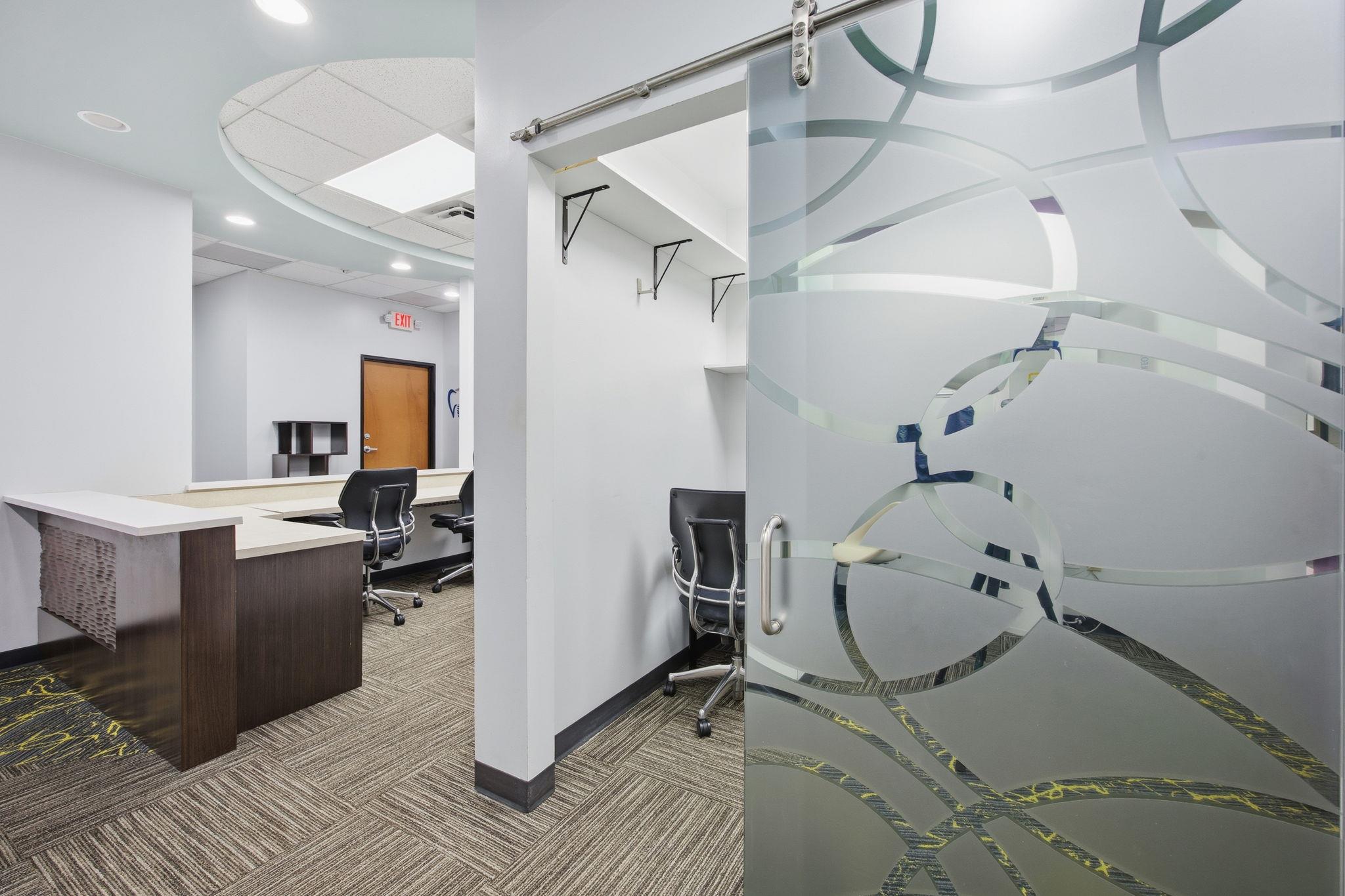 4010 Sandy Brook Dr # 204, Round Rock, TX 78665