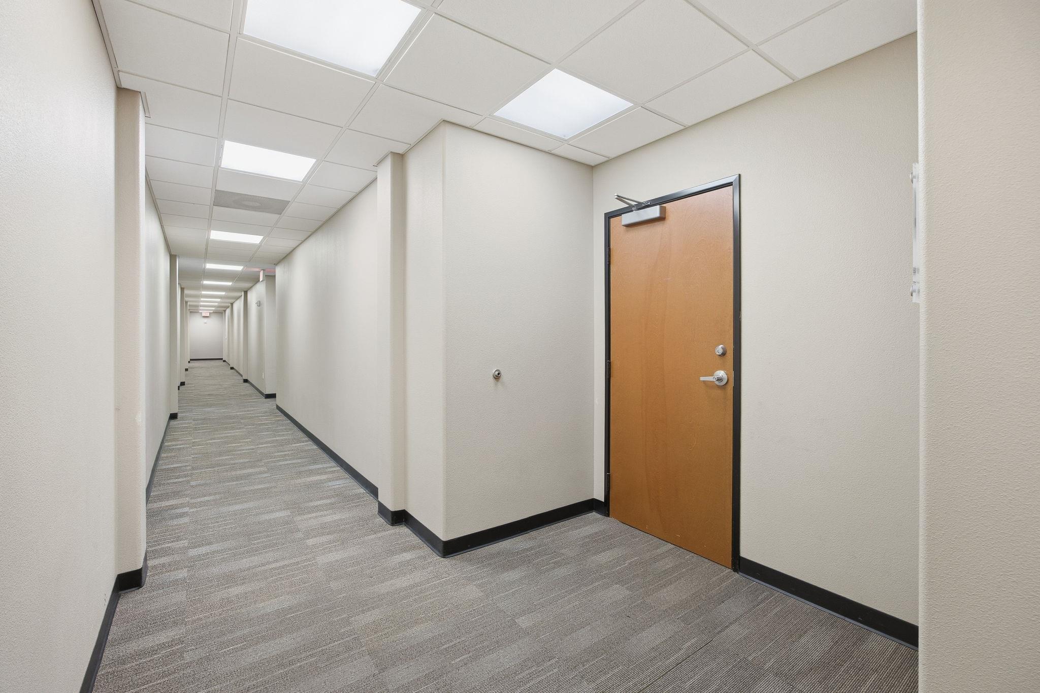 4010 Sandy Brook Dr # 204, Round Rock, TX 78665