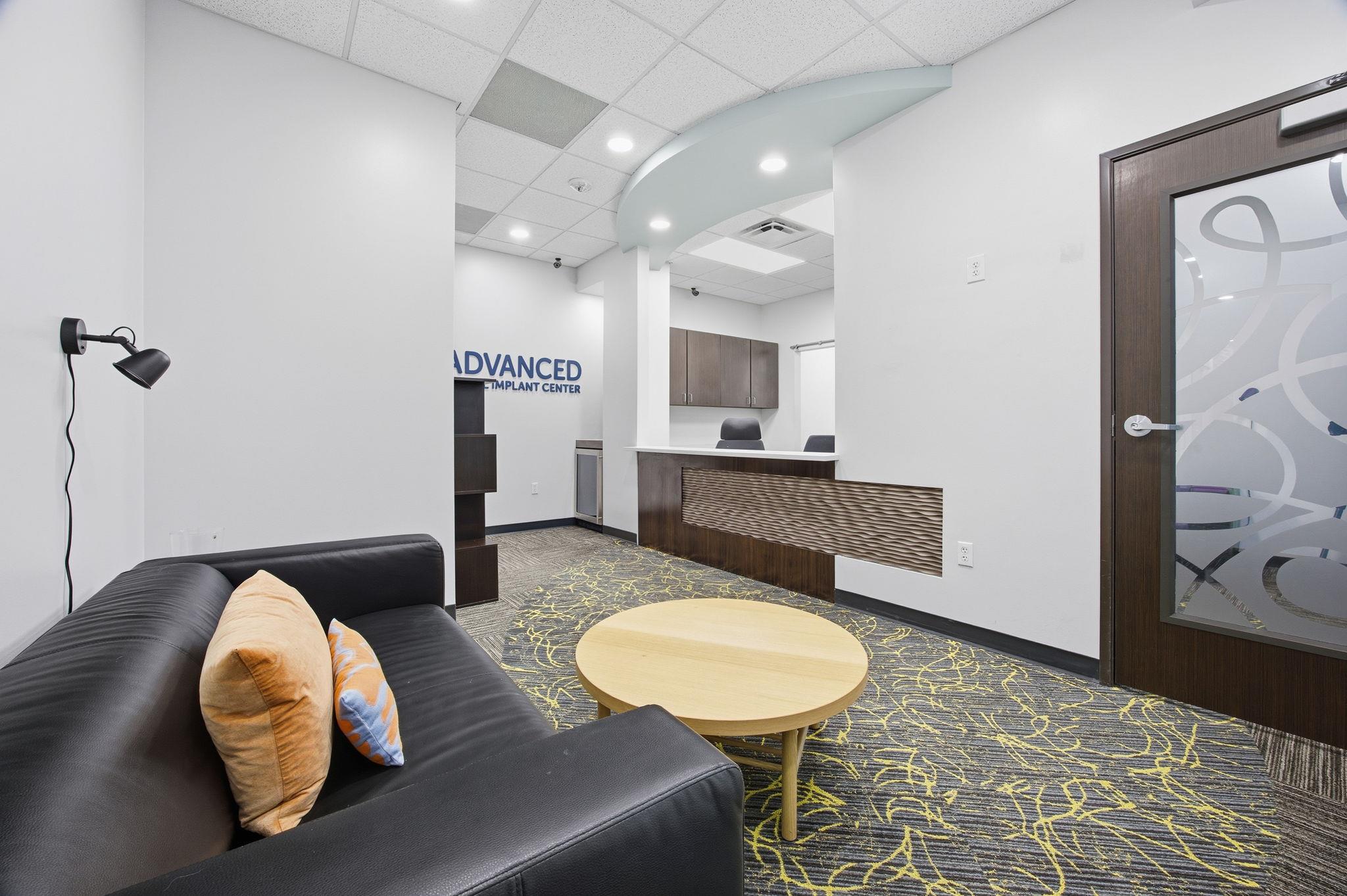 4010 Sandy Brook Dr # 204, Round Rock, TX 78665