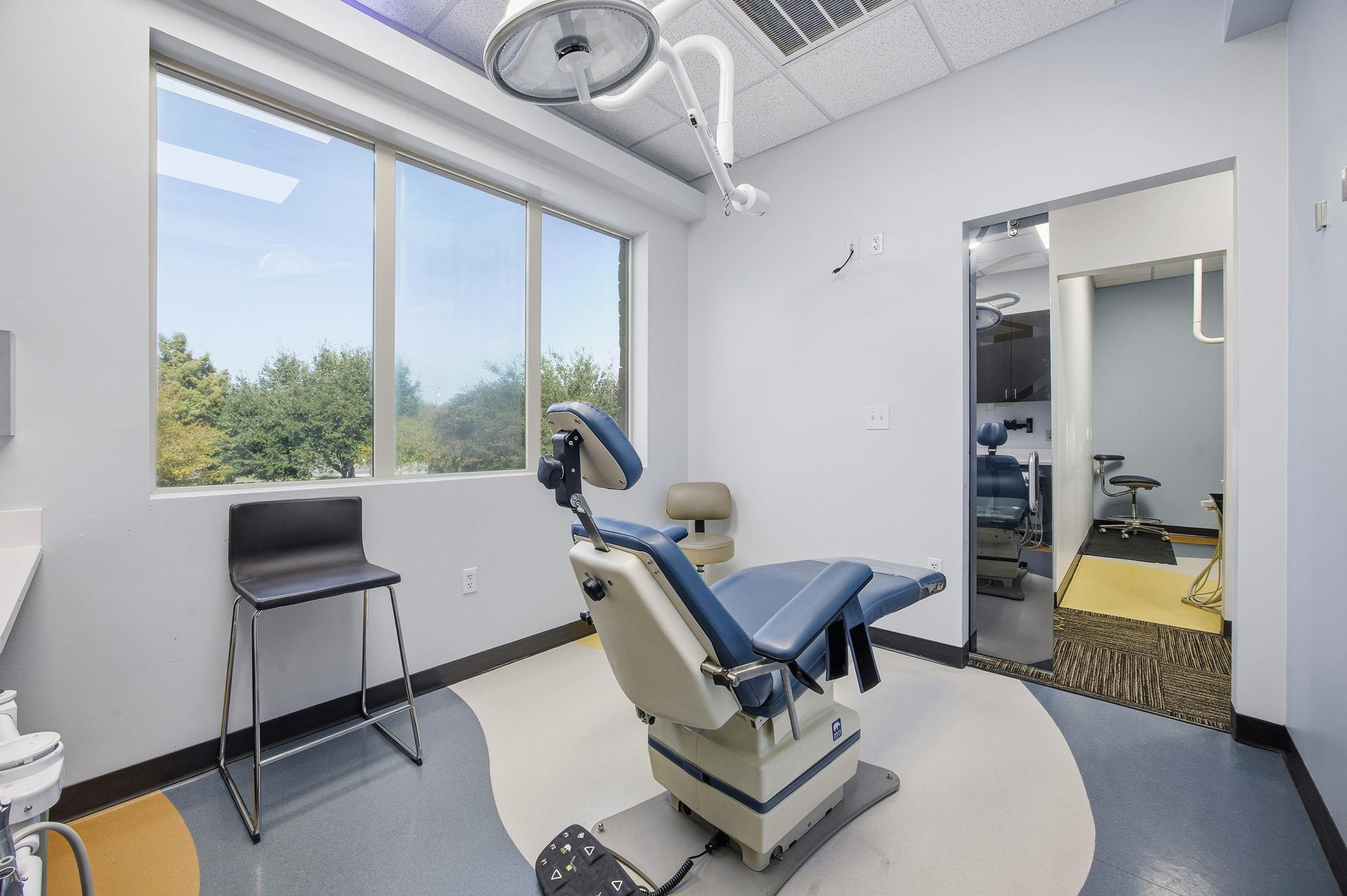 4010 Sandy Brook Dr # 204, Round Rock, TX 78665