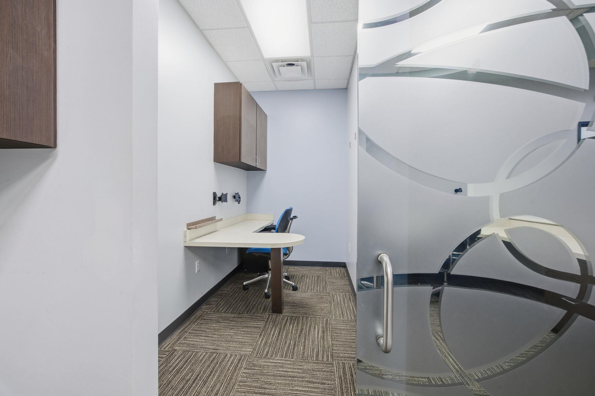 4010 Sandy Brook Dr # 204, Round Rock, TX 78665