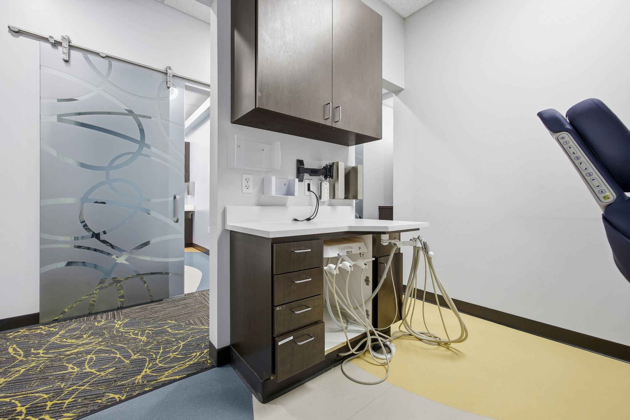 4010 Sandy Brook Dr # 204, Round Rock, TX 78665