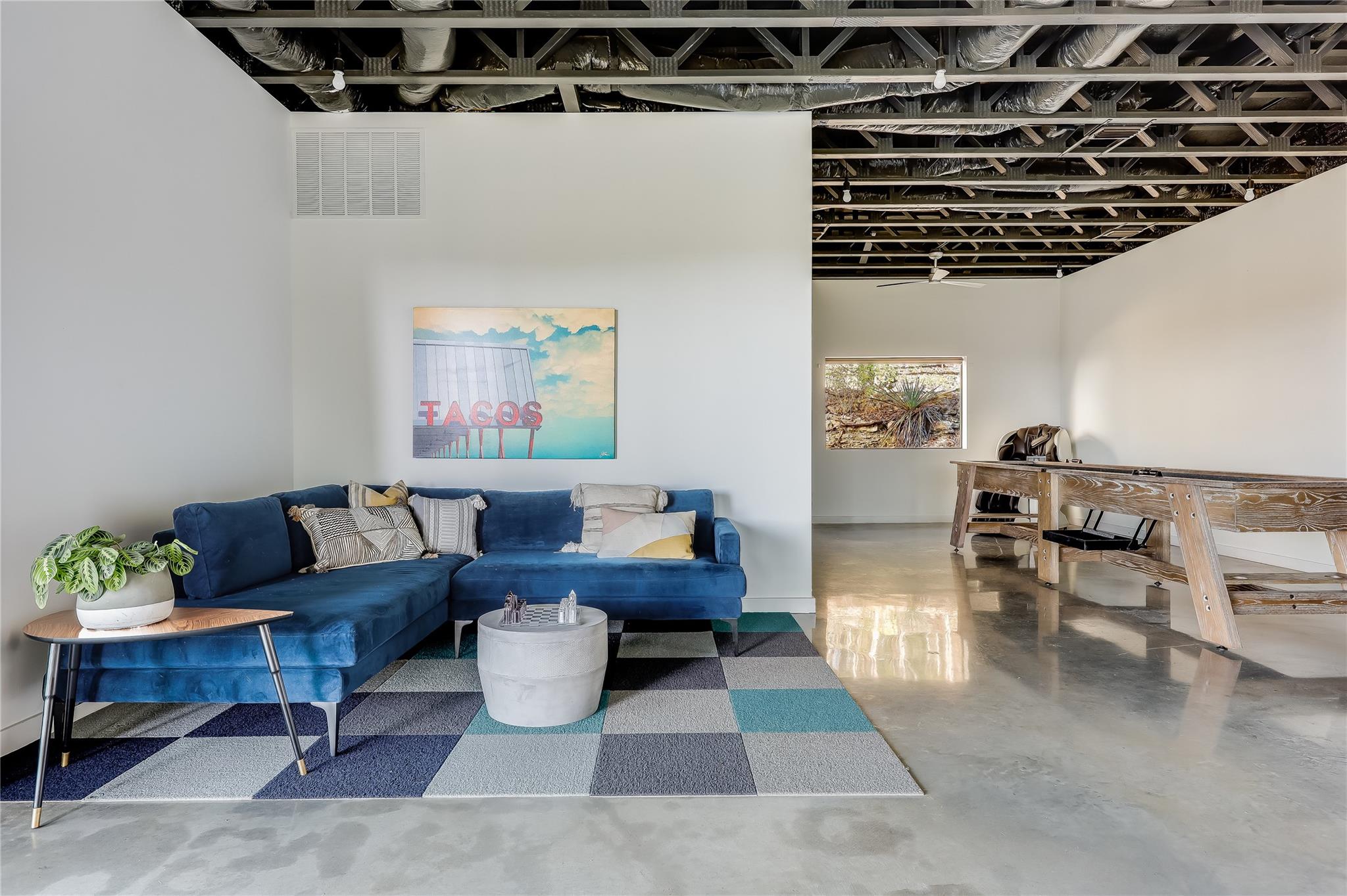 4713 Via Media, Austin, TX 78746