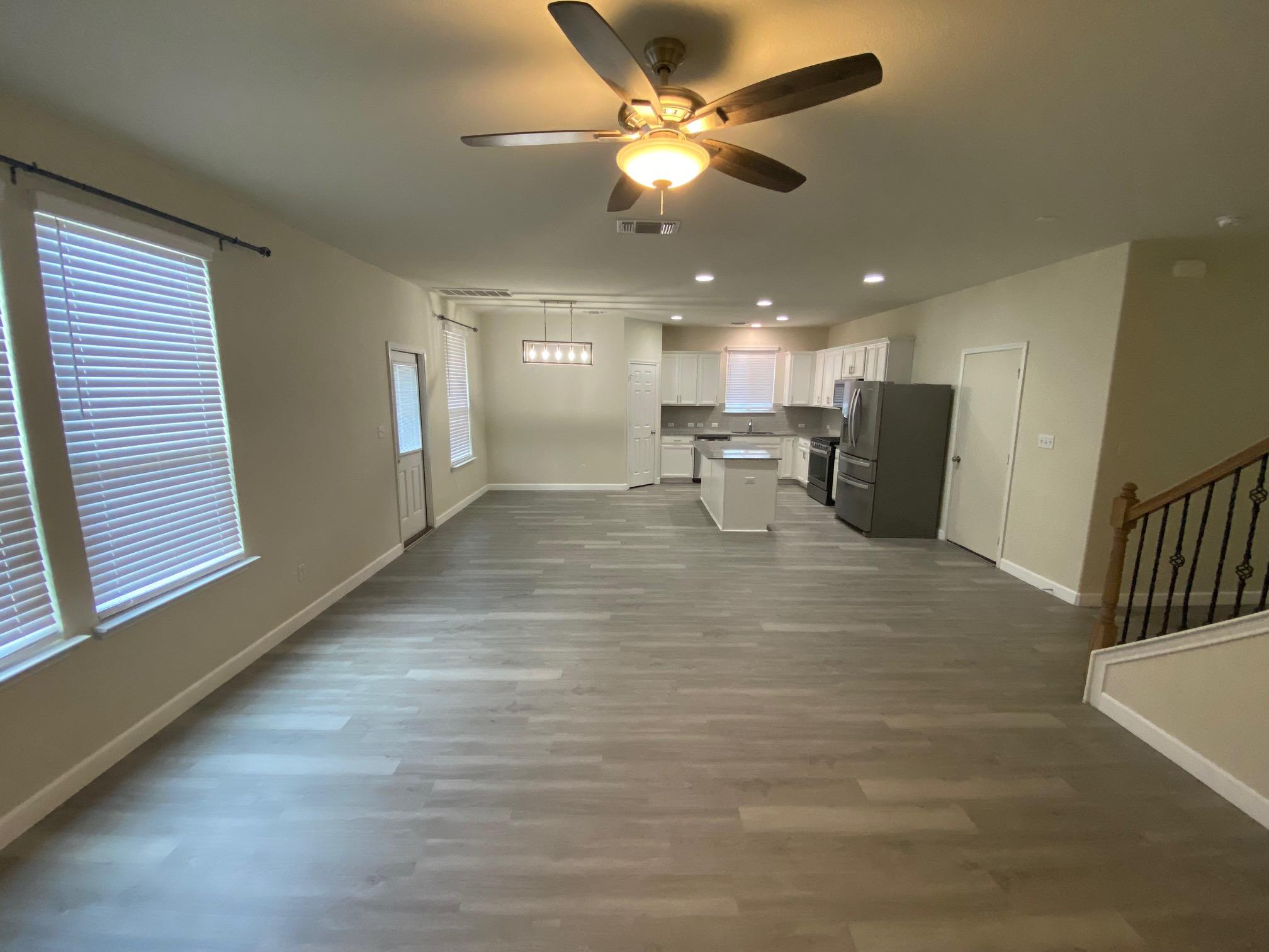 97 Quarryman Dr, Hutto, TX 78634