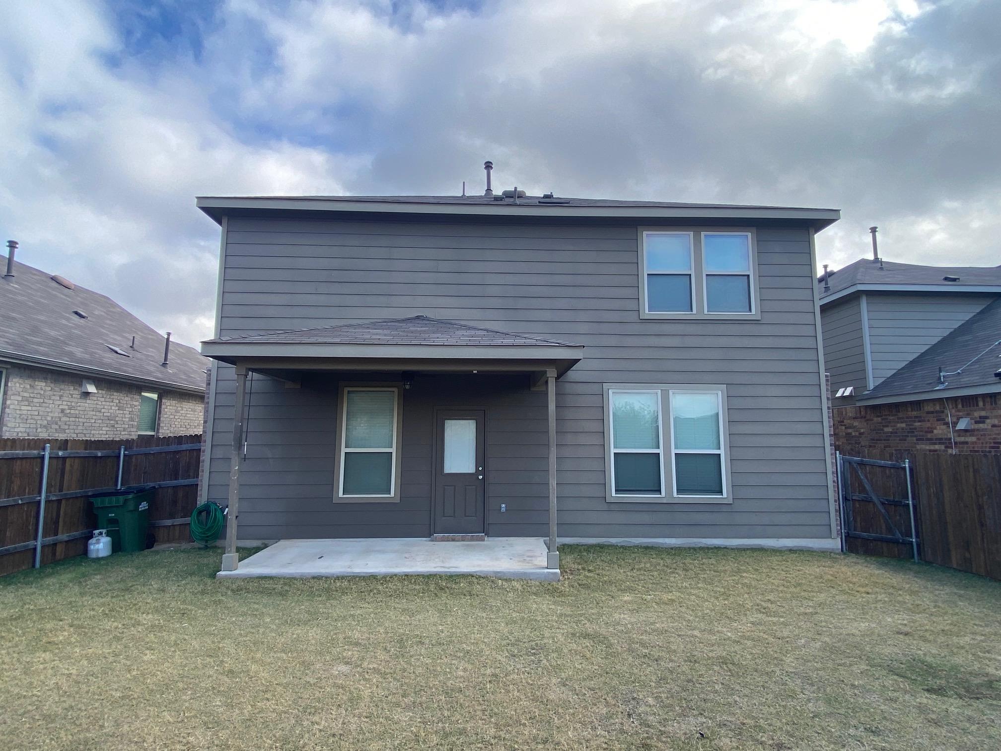 97 Quarryman Dr, Hutto, TX 78634