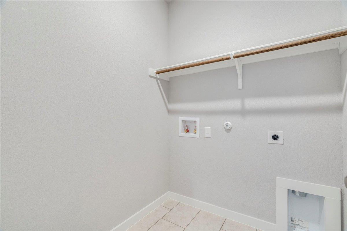 18121 Emu Ln, Manor, TX 78653