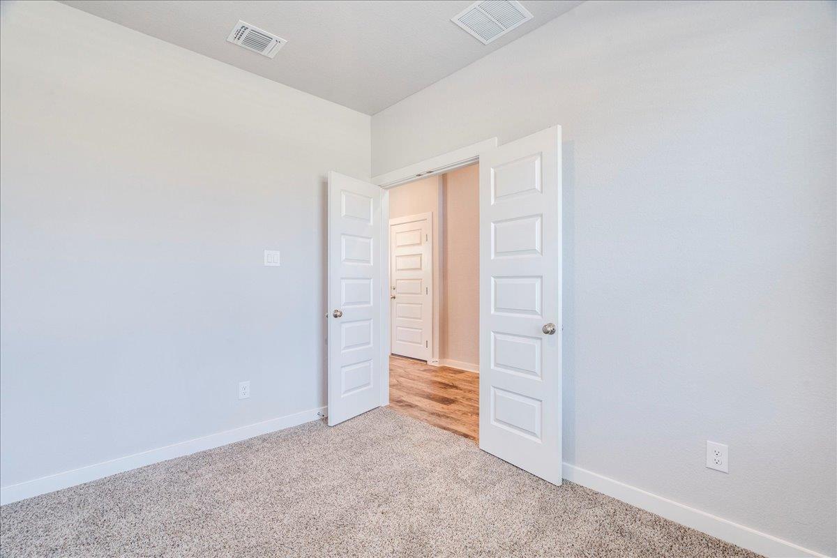 18121 Emu Ln, Manor, TX 78653