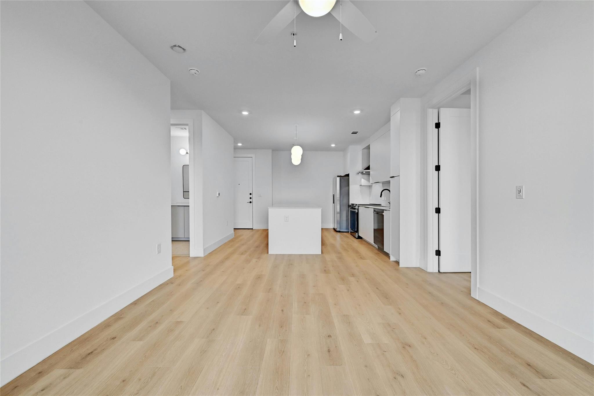 1701 Simond Ave # 518, Austin, TX 78723