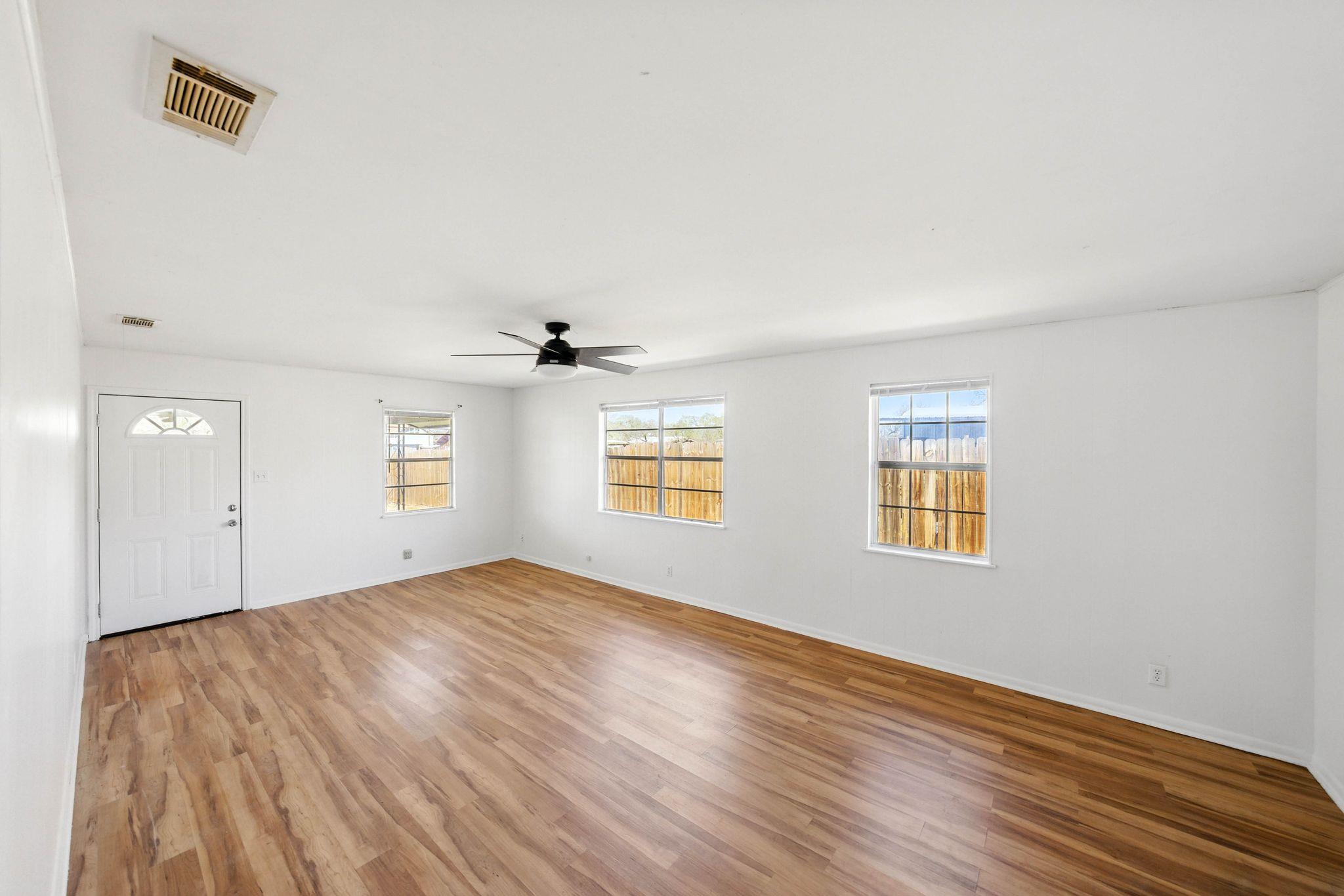 3502 Sagebrush Trl # 1 & 2, Kingsland, TX 78639