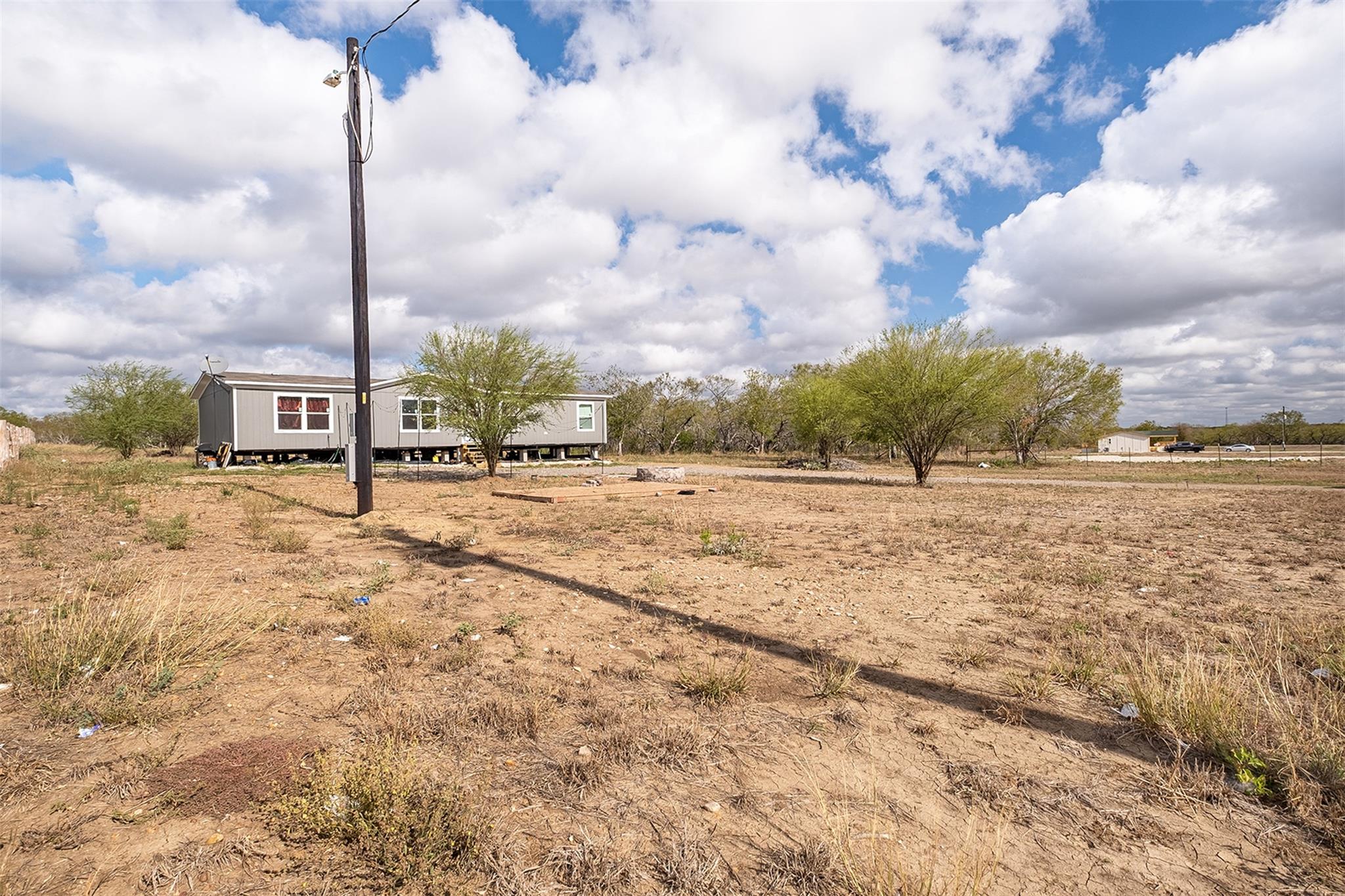 114 Blue Quail St, Dale, TX 78616