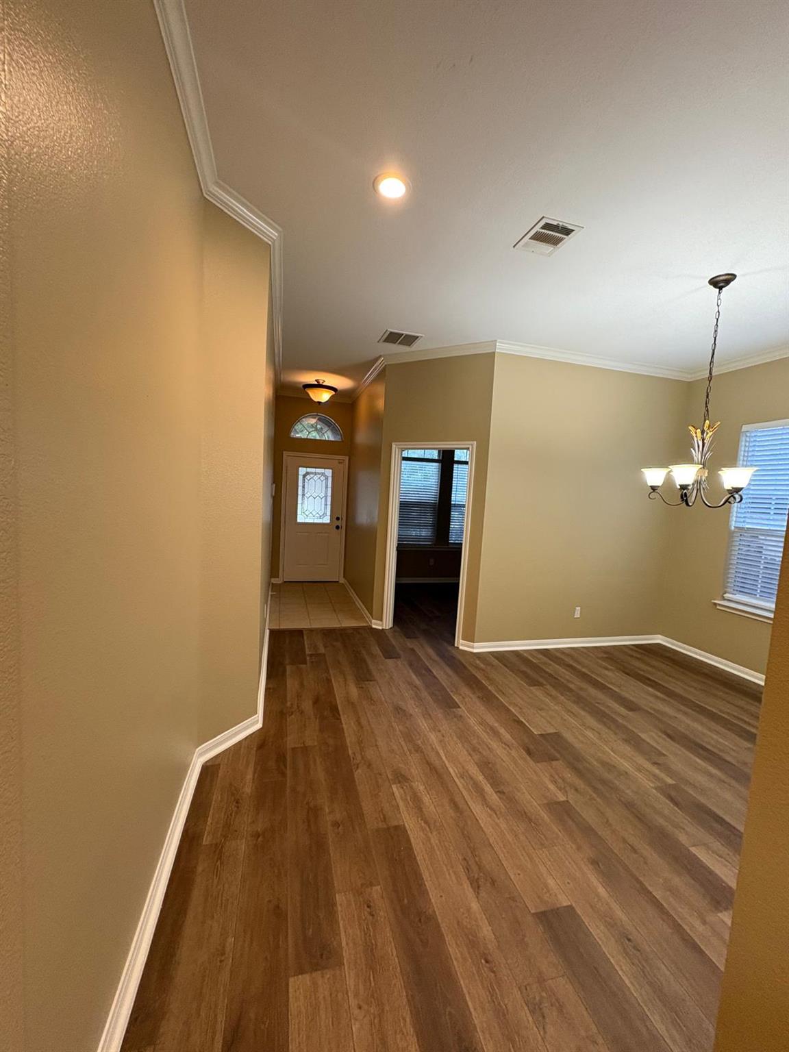 2989 Peacemaker St, Round Rock, TX 78681