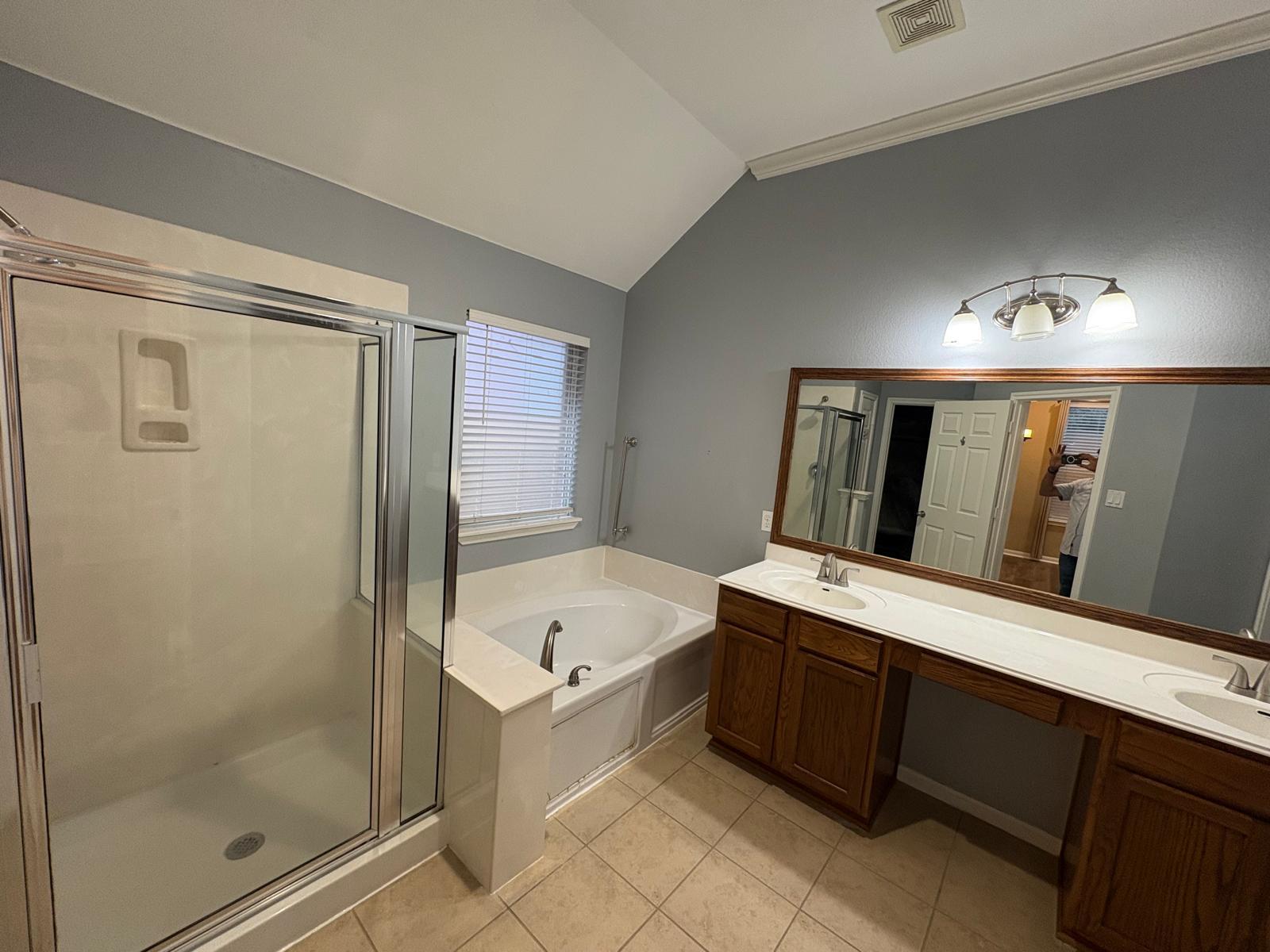 2989 Peacemaker St, Round Rock, TX 78681