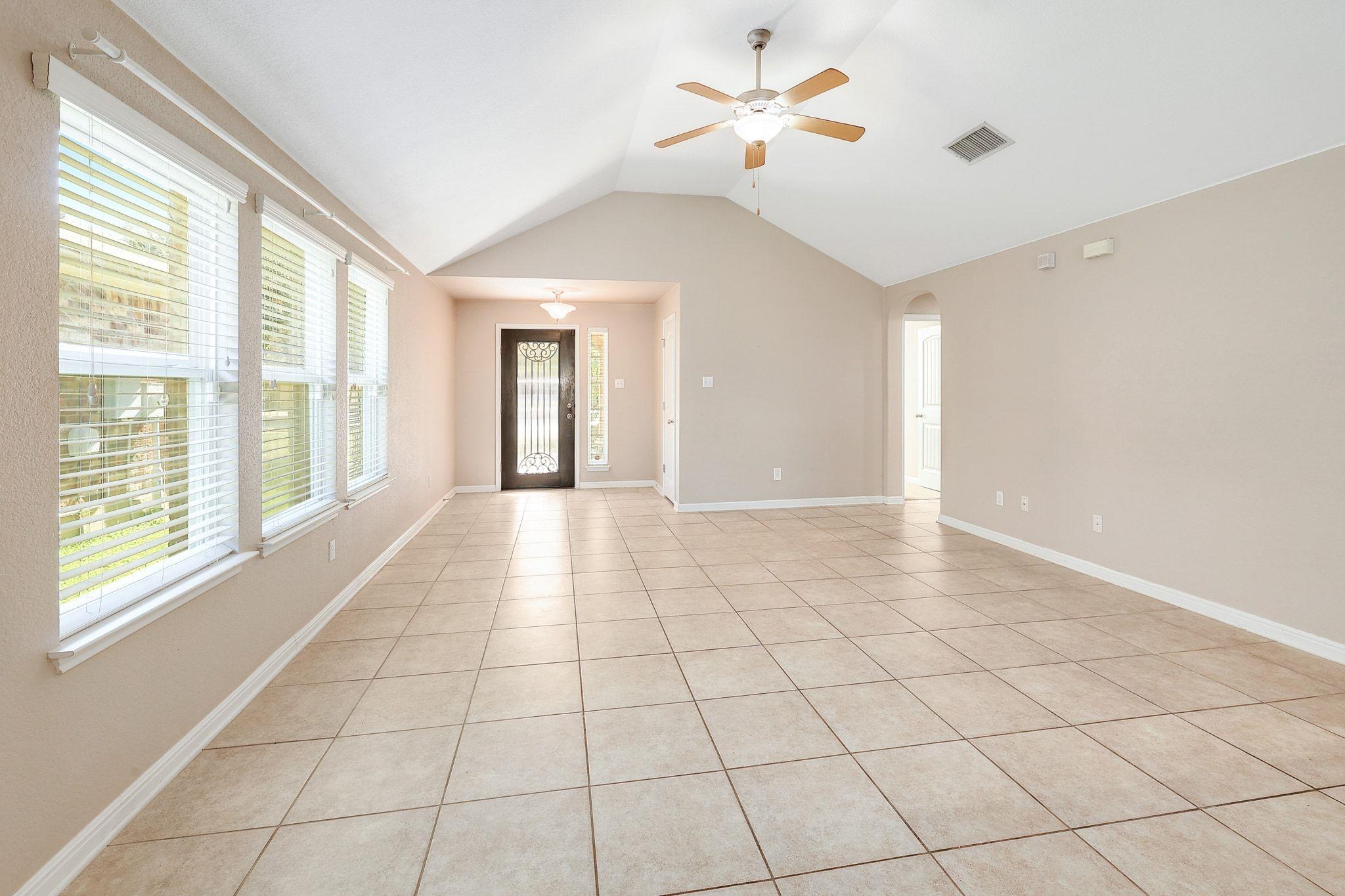 221 Mystic Holw, Buda, TX 78610