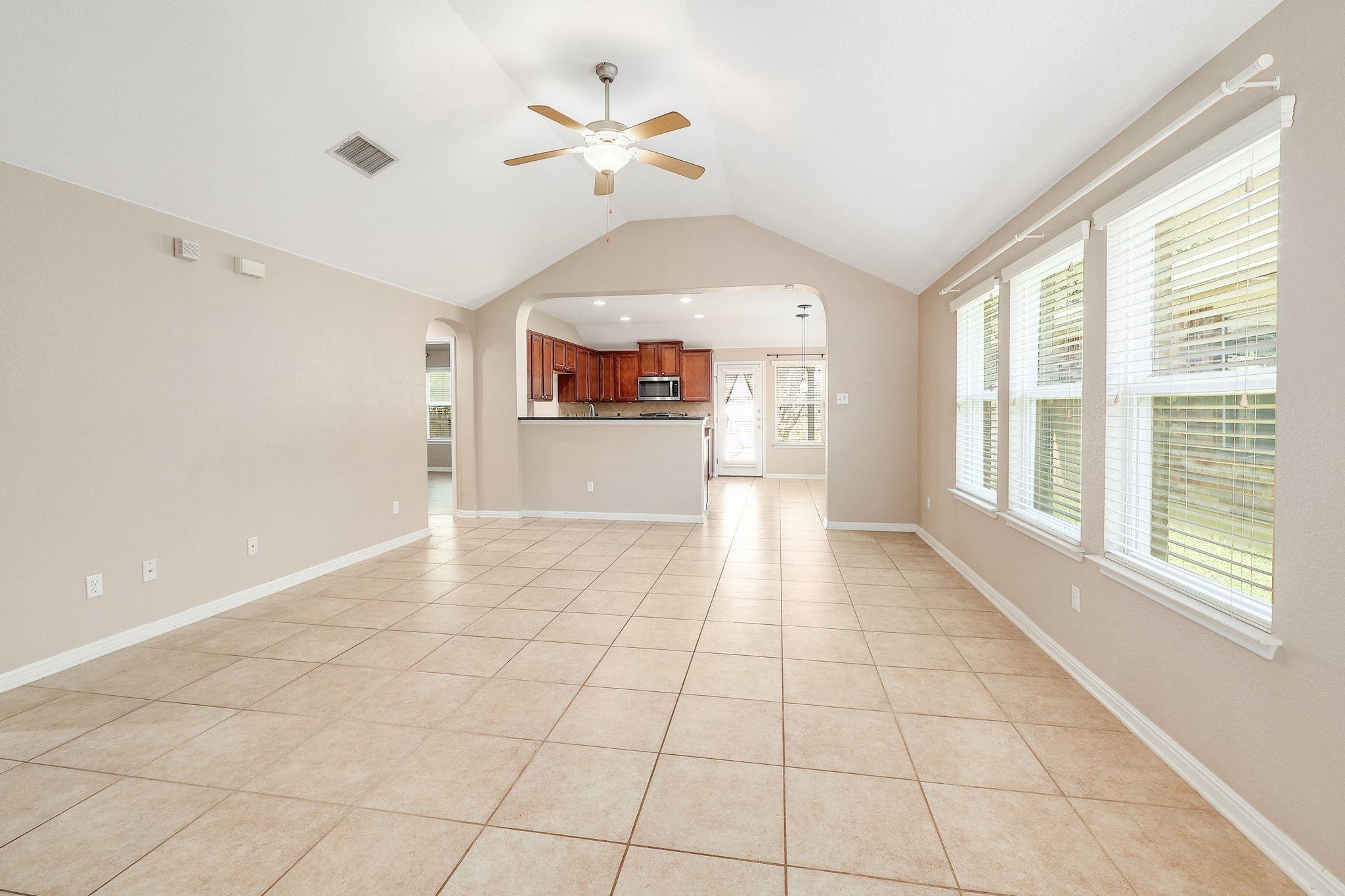 221 Mystic Holw, Buda, TX 78610