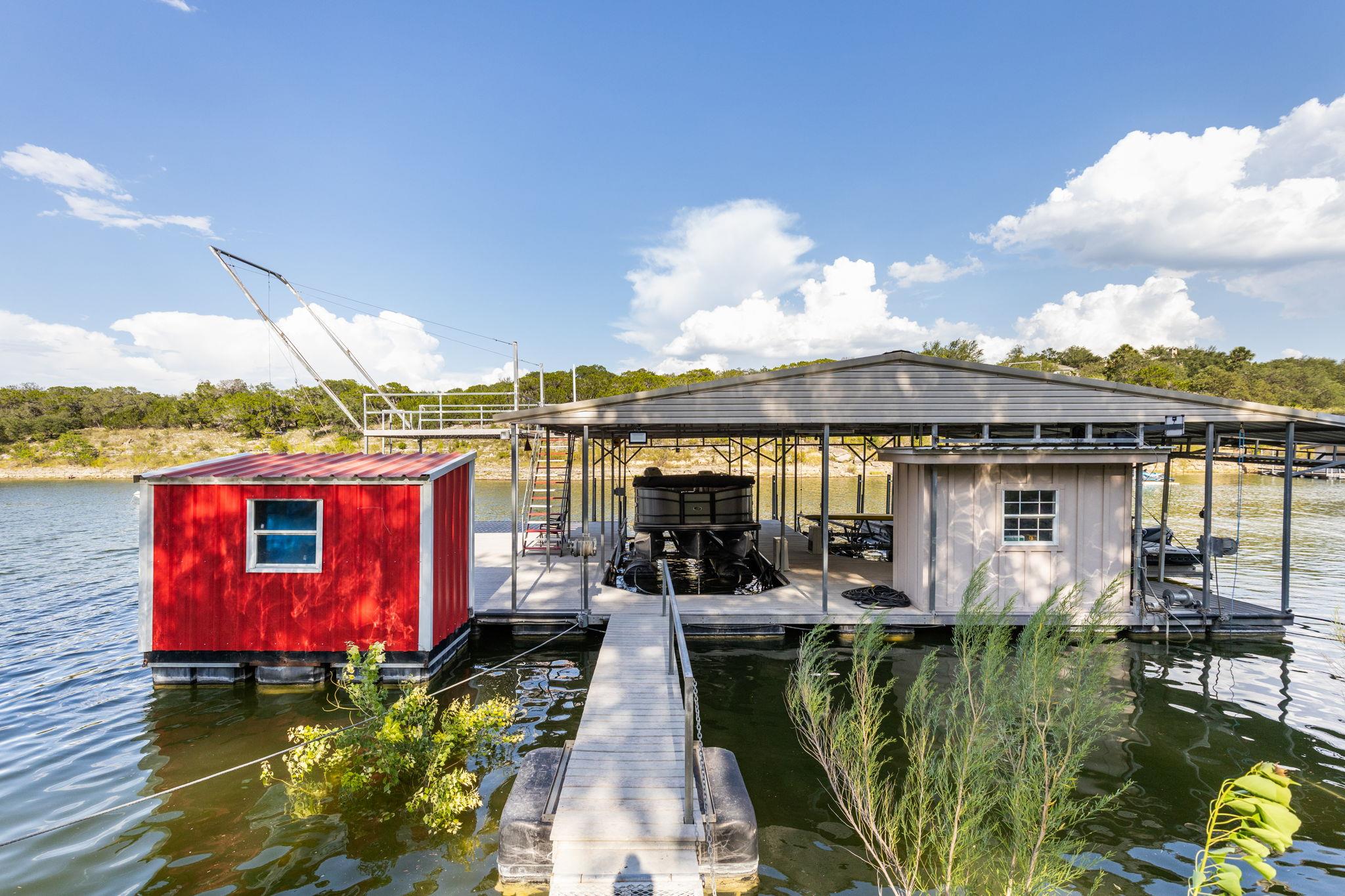 805 Brooks Hollow Rd, Lakeway, TX 78734