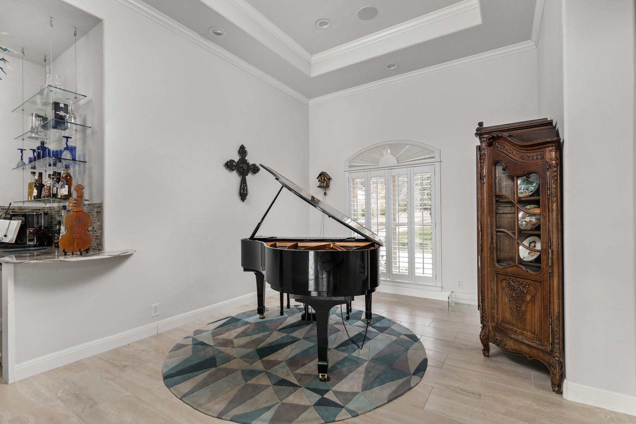 805 Brooks Hollow Rd, Lakeway, TX 78734