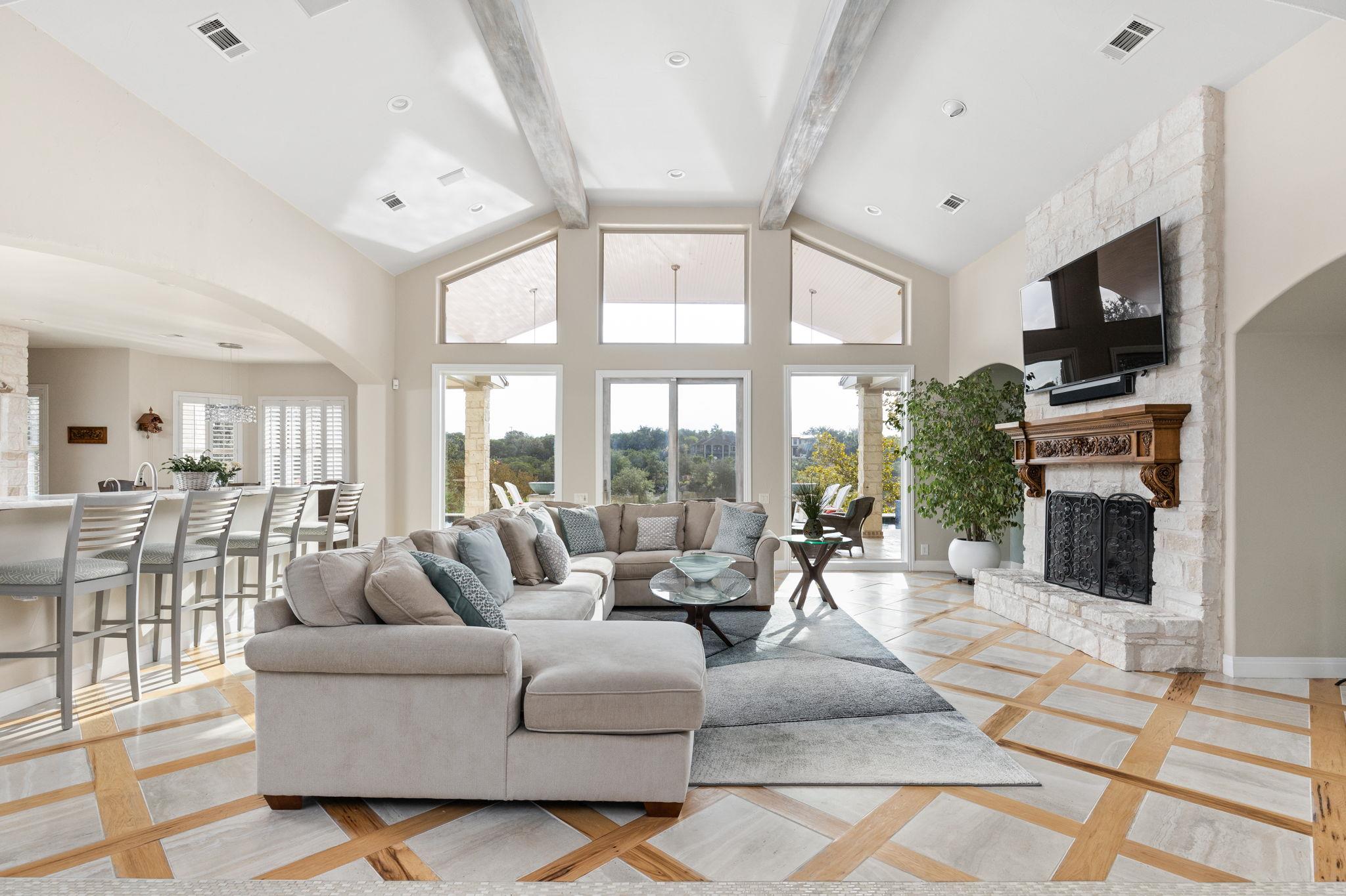 805 Brooks Hollow Rd, Lakeway, TX 78734