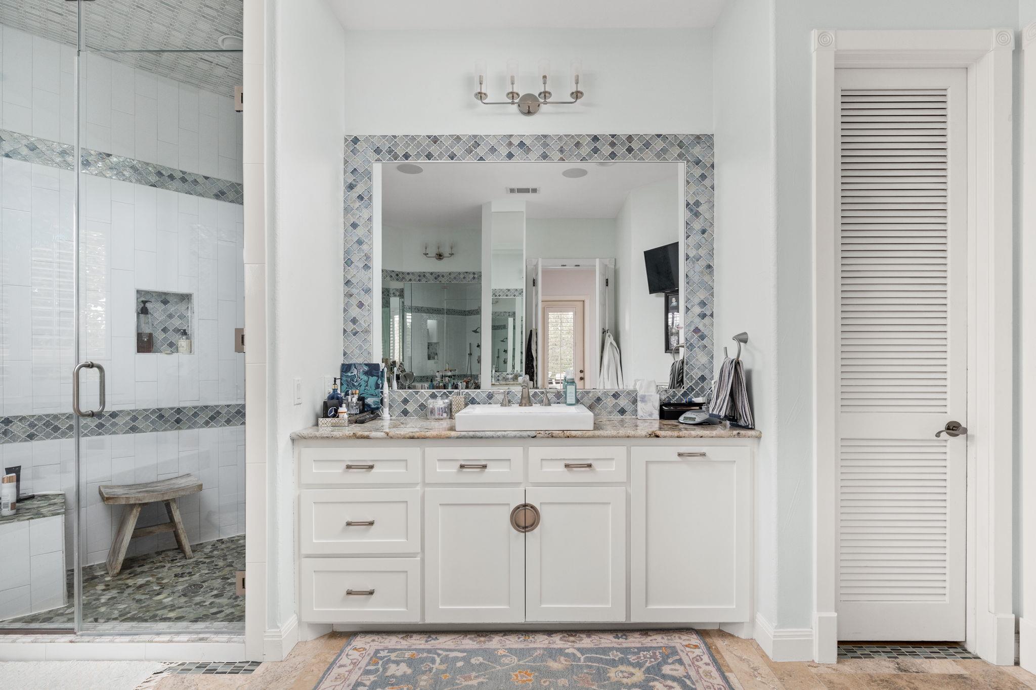 805 Brooks Hollow Rd, Lakeway, TX 78734