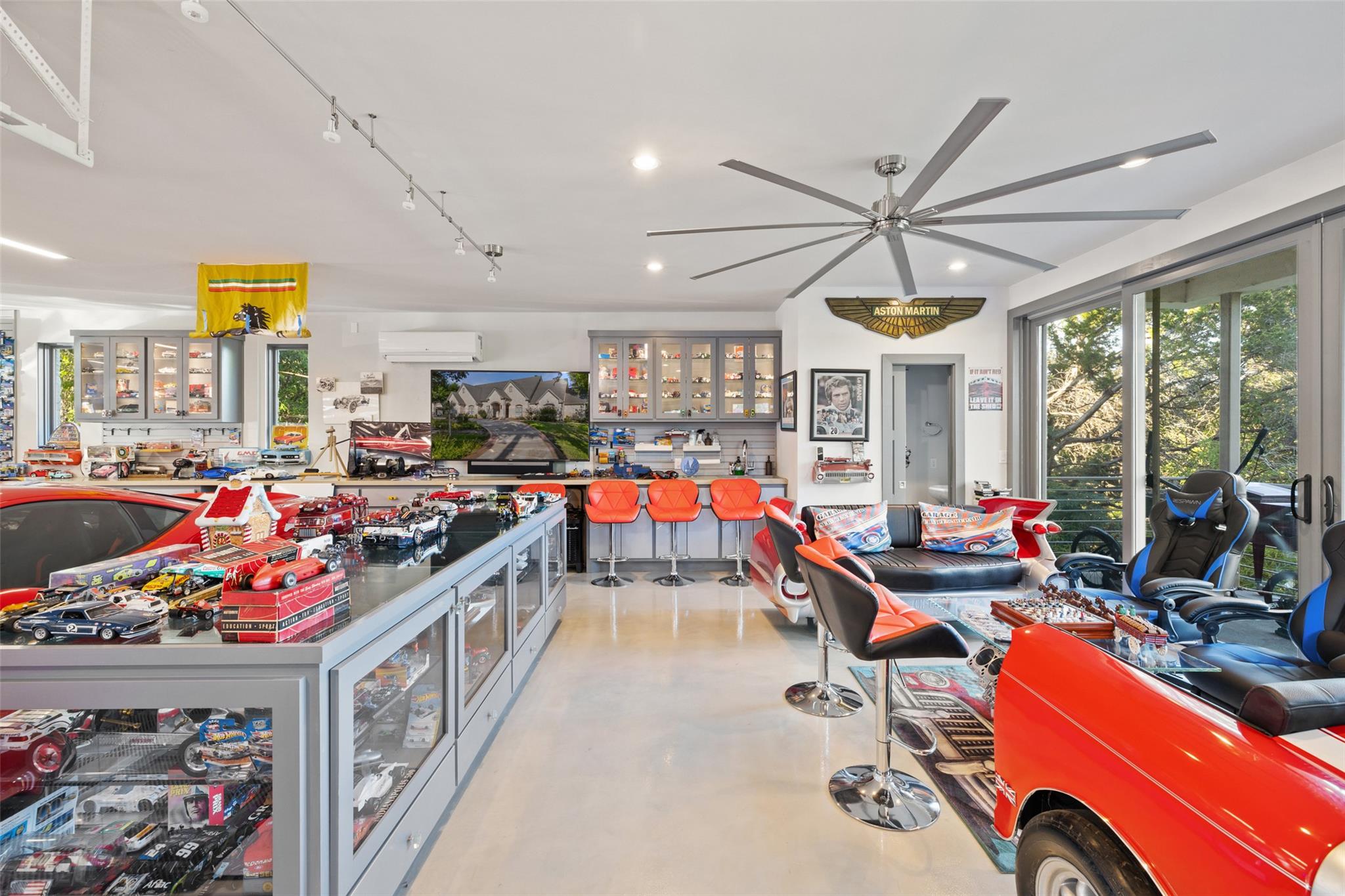 805 Brooks Hollow Rd, Lakeway, TX 78734