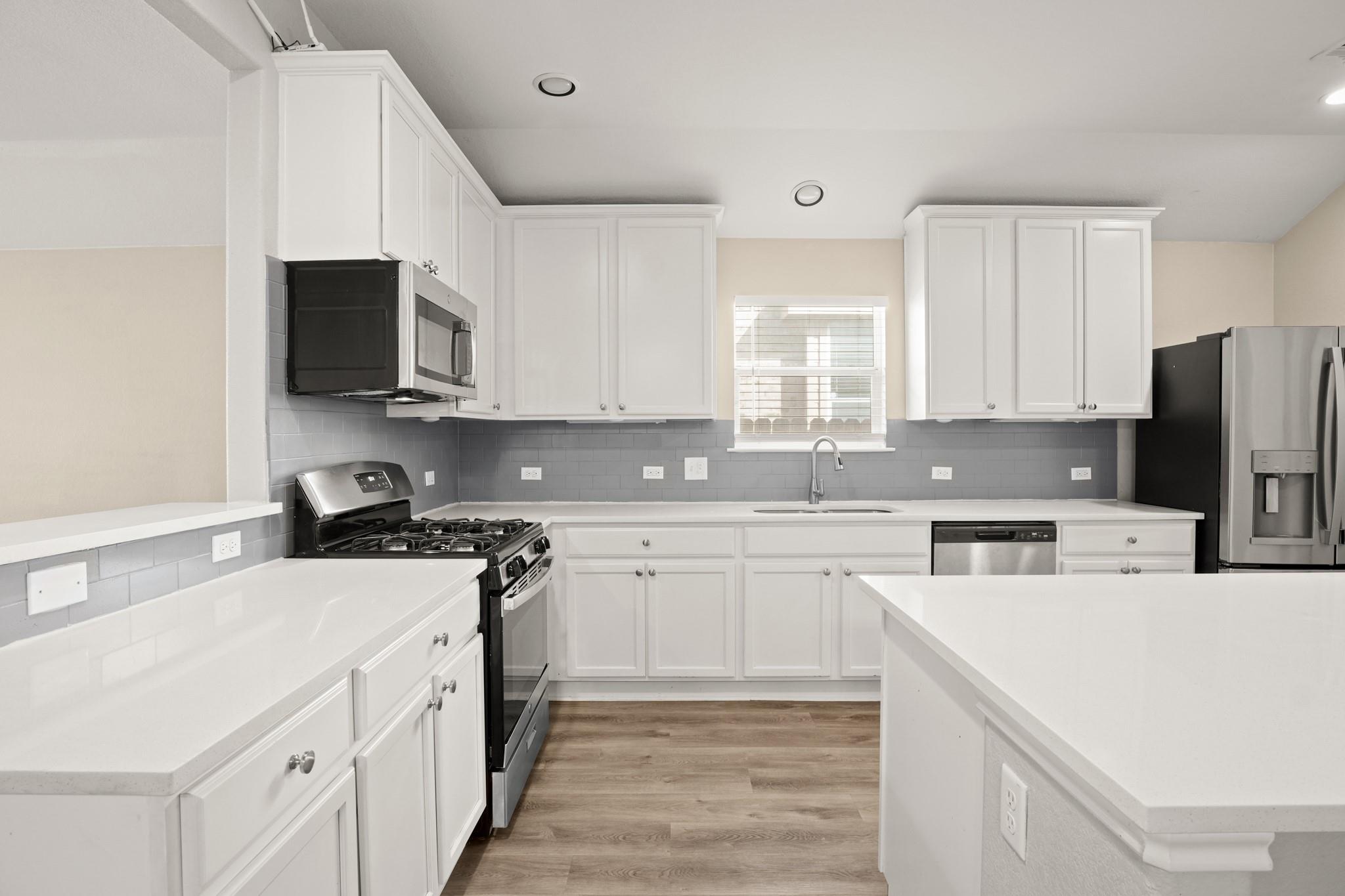 232 Strawberry Blonde Dr, Buda, TX 78610