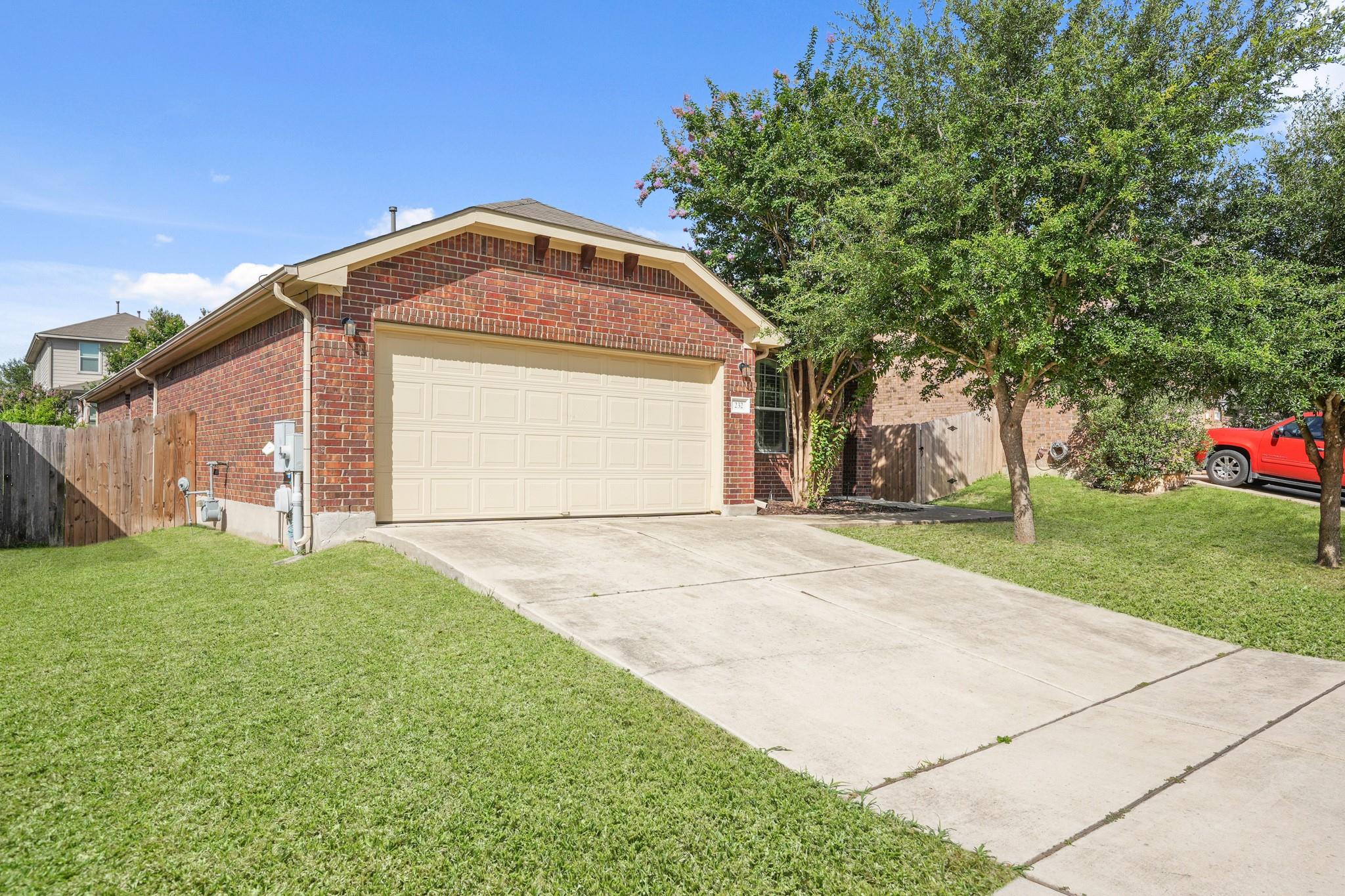 232 Strawberry Blonde Dr, Buda, TX 78610