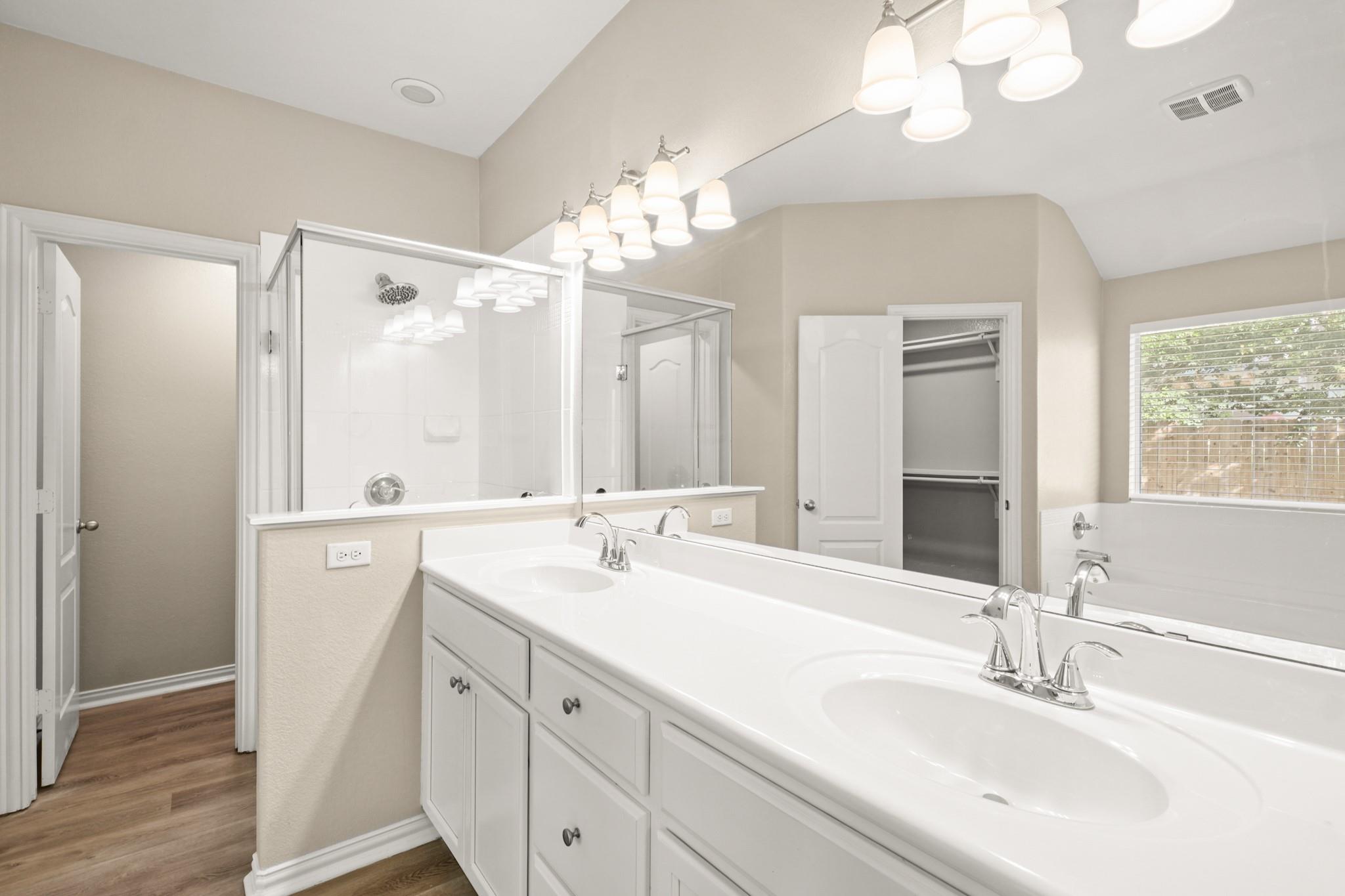 232 Strawberry Blonde Dr, Buda, TX 78610